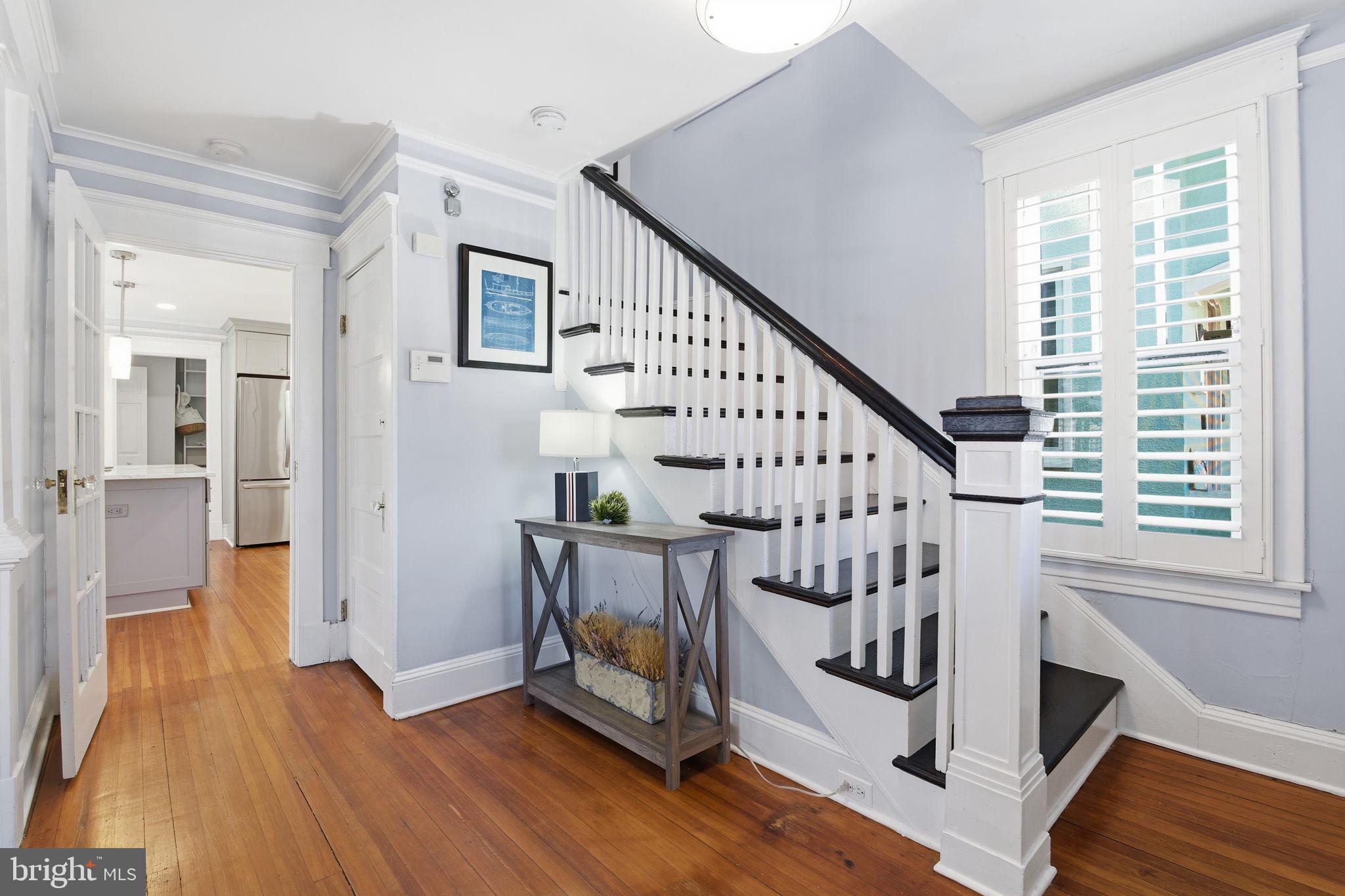 MURRAY HILL - Residential