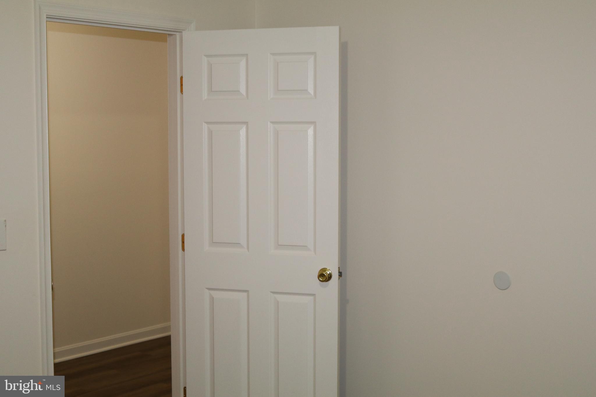 HILLSIDE TERRACE - Residential Lease