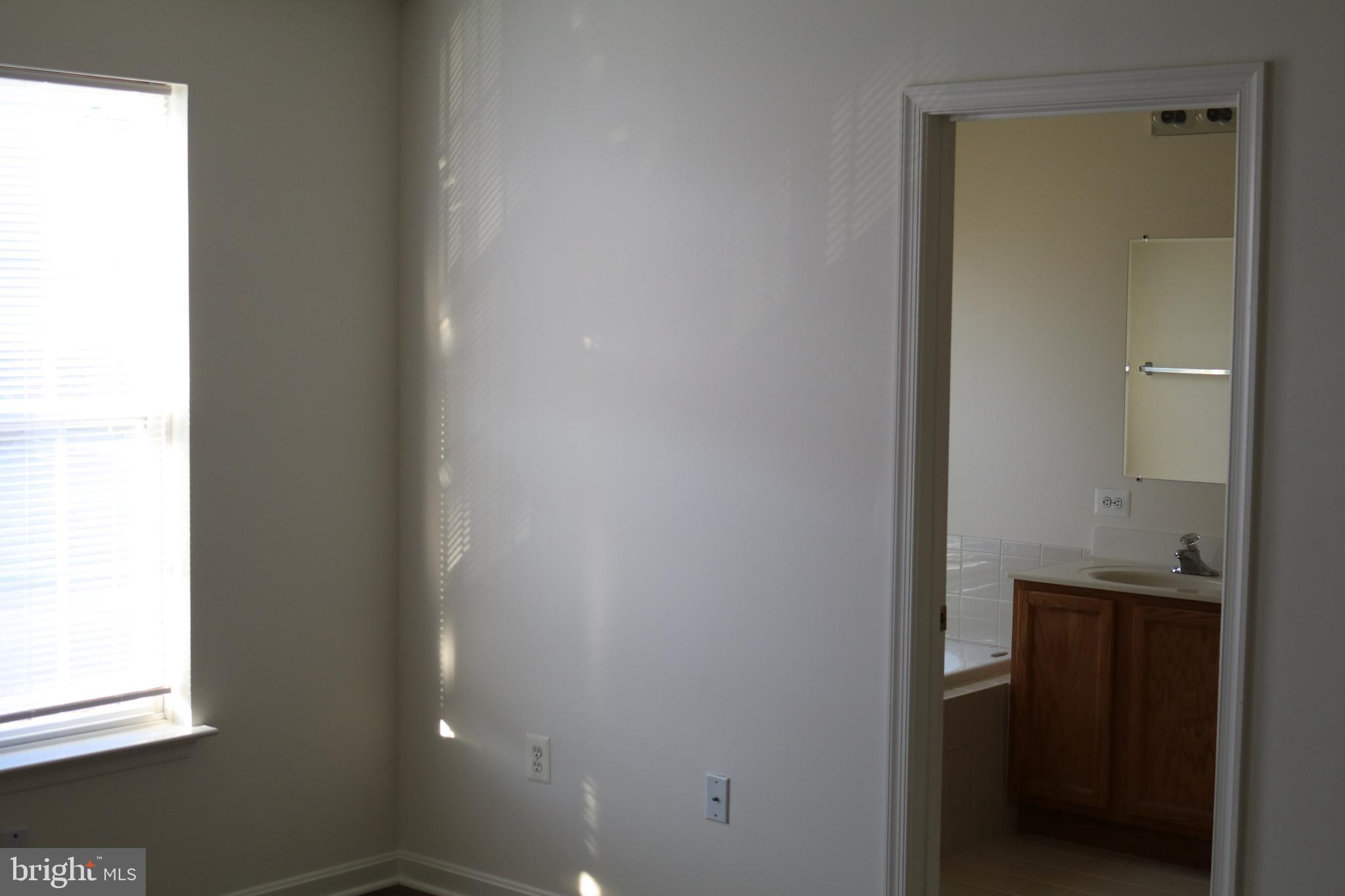 HILLSIDE TERRACE - Residential Lease