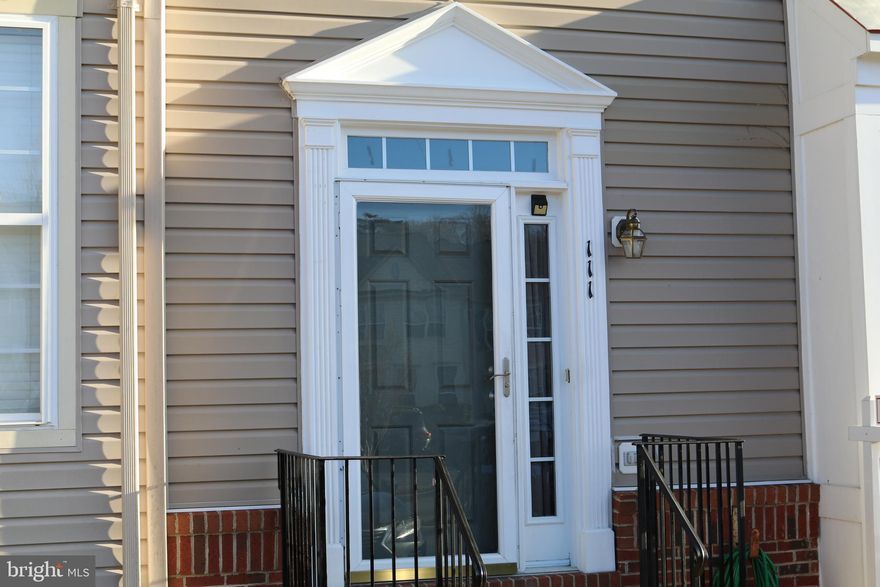 Location, Location, Location, This Townhouse is located in a wonderful location not far away from Quantico Marine Base, Is beautiful inside, a great neighborhood, minutes away to I - 95, close to shopping centers and Potomac Mills is minutes away.