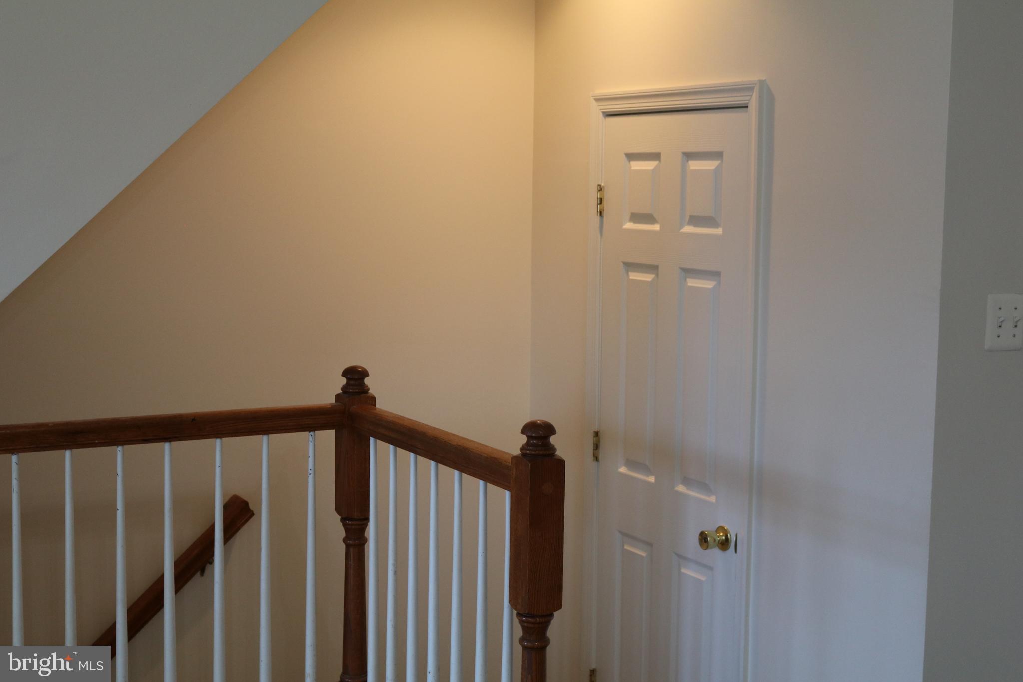 HILLSIDE TERRACE - Residential Lease