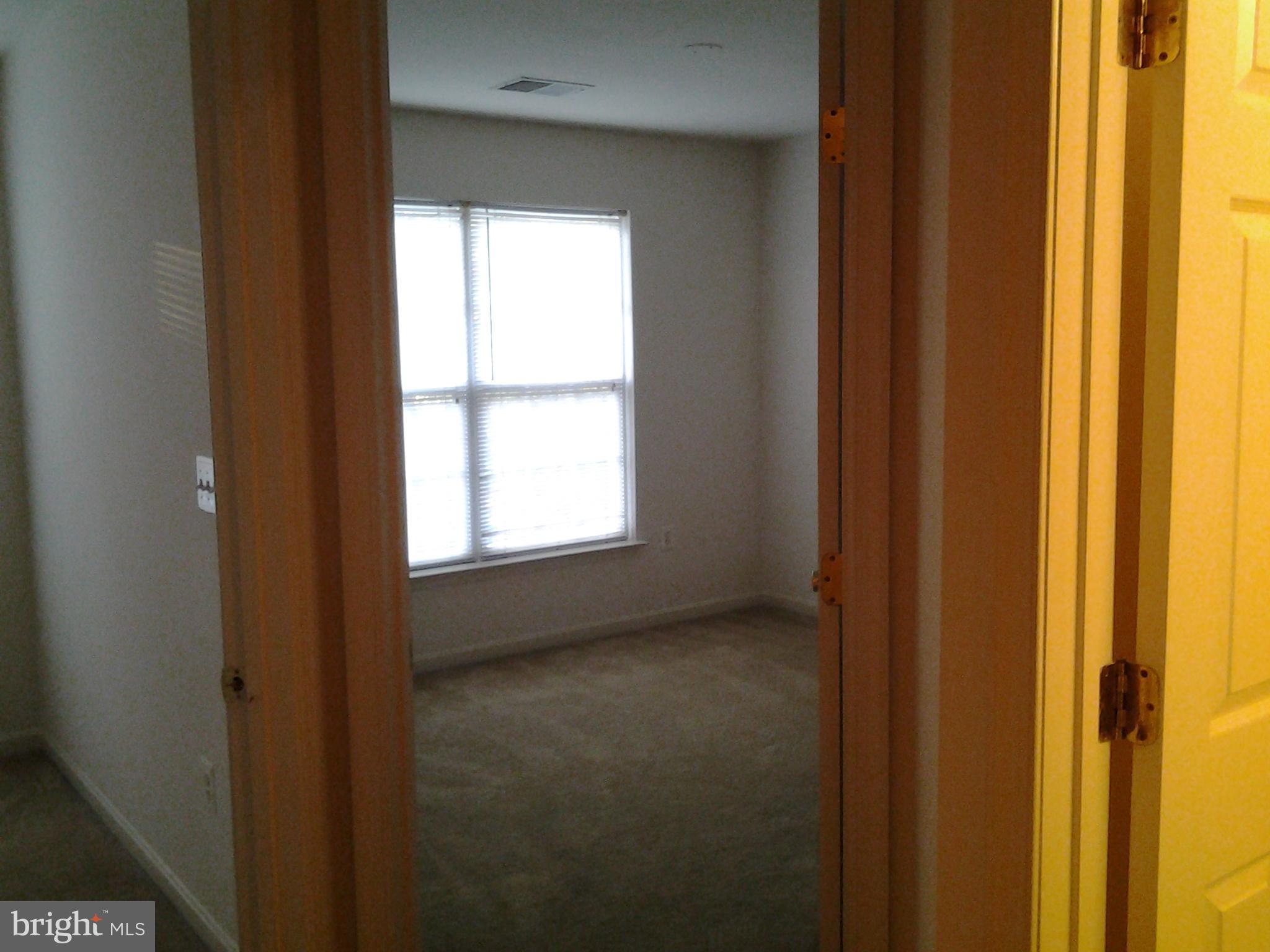 HILLSIDE TERRACE - Residential Lease