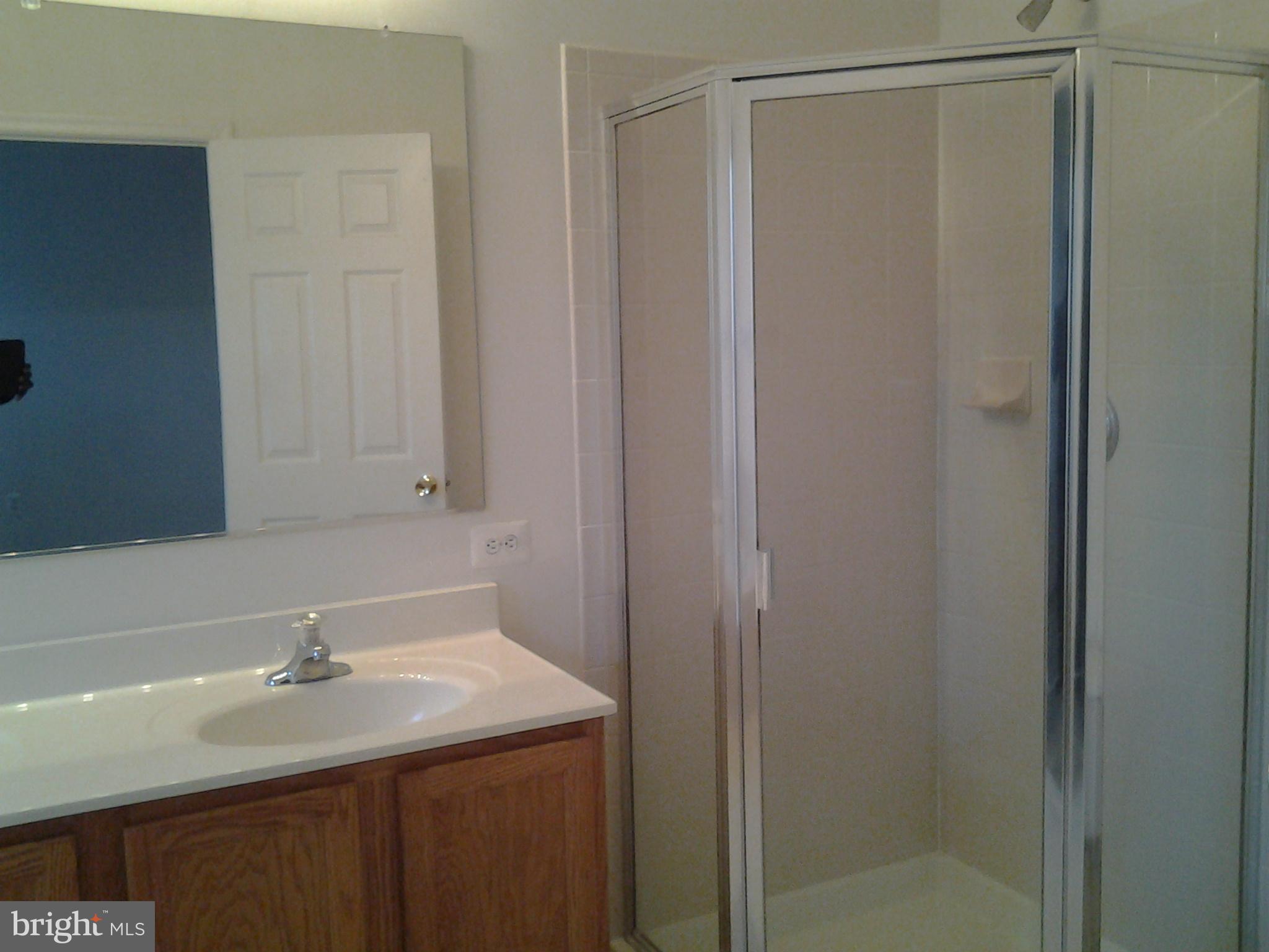 HILLSIDE TERRACE - Residential Lease