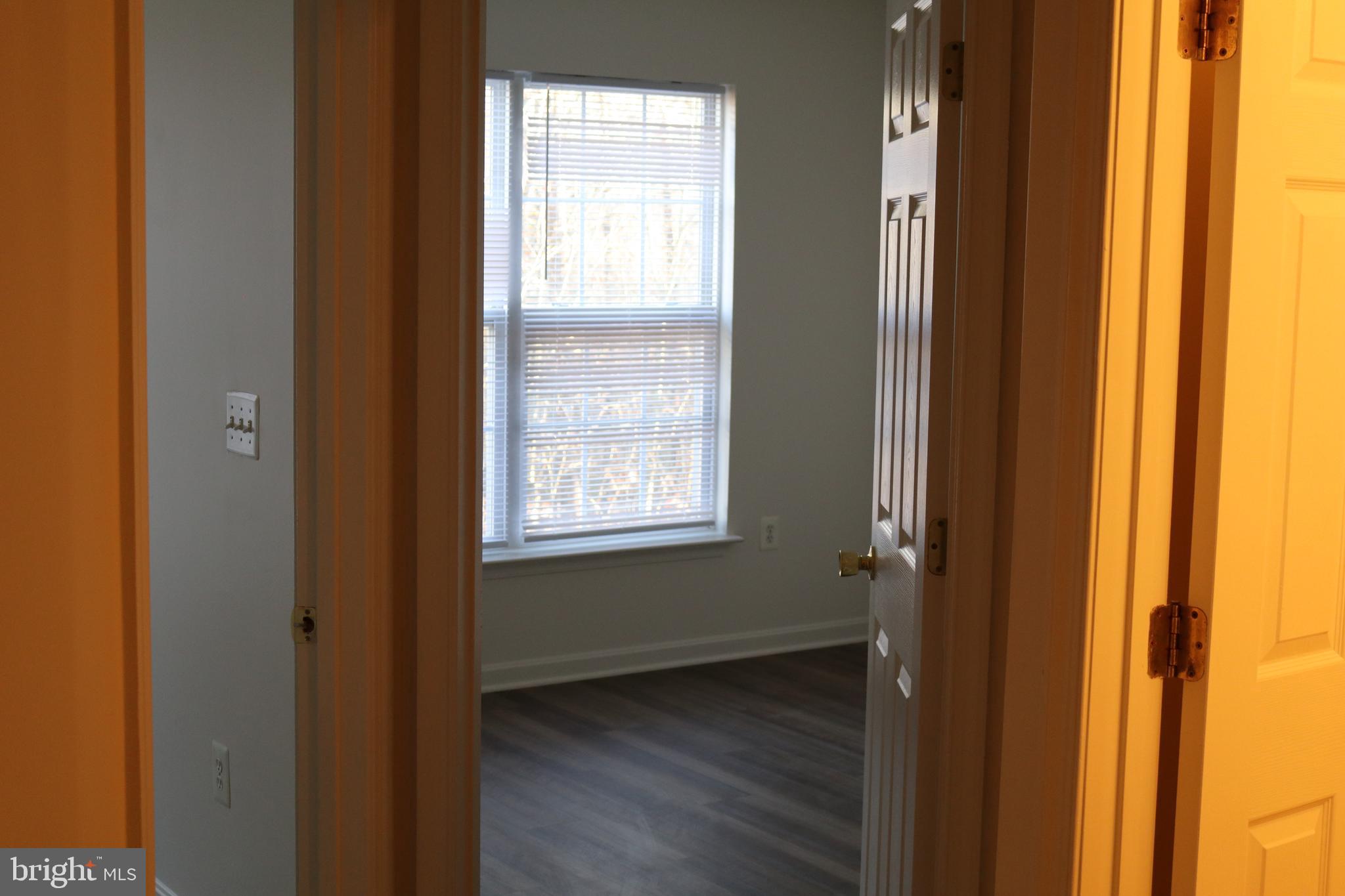 HILLSIDE TERRACE - Residential Lease