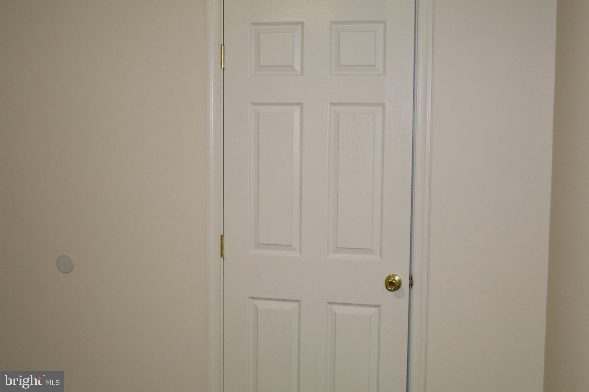 HILLSIDE TERRACE - Residential Lease