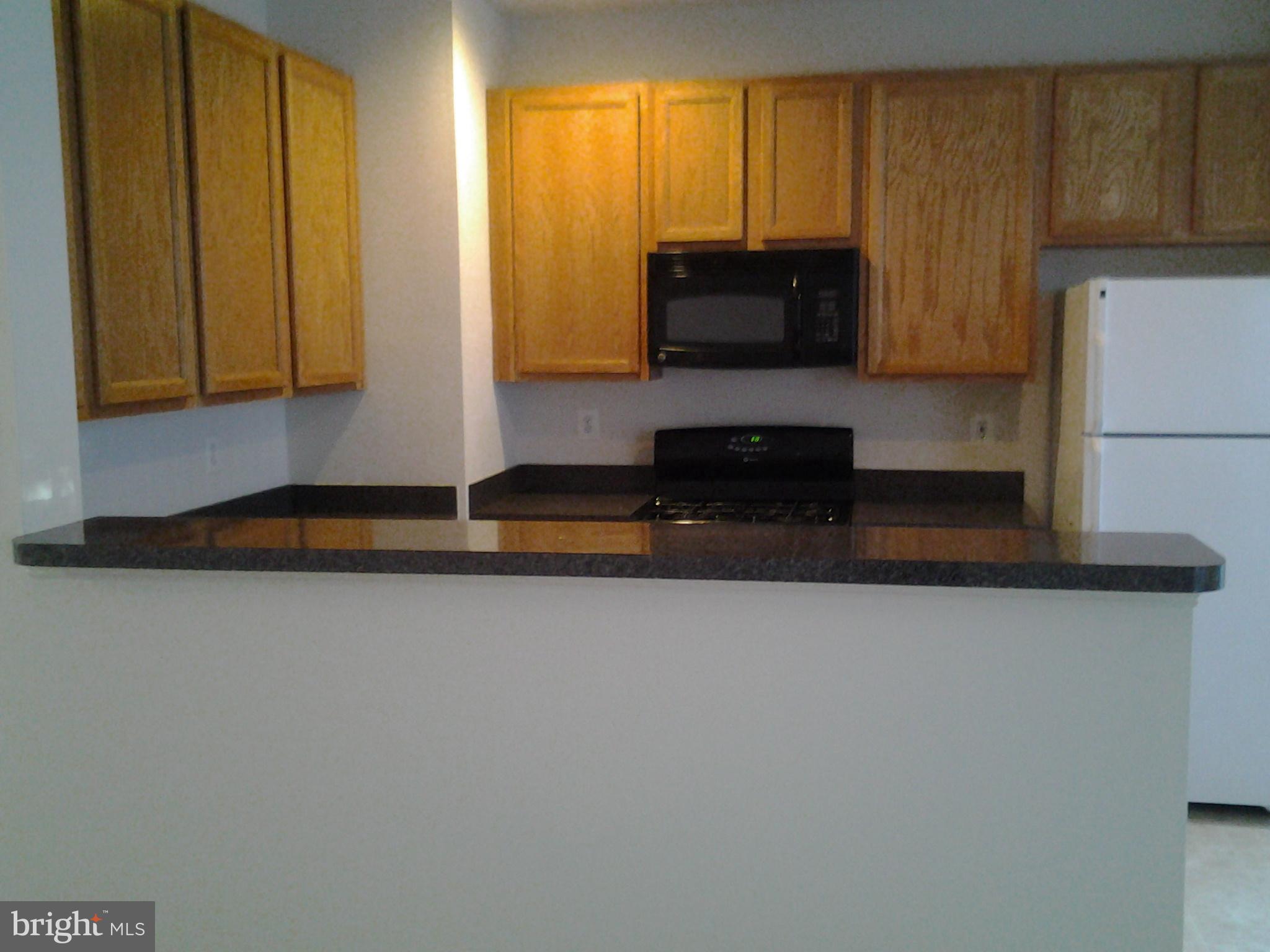 HILLSIDE TERRACE - Residential Lease