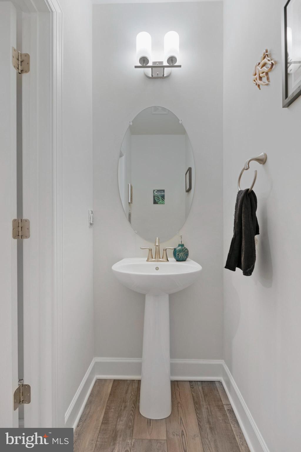 METRO WALK AT MOOREFIELD STATION - Residential