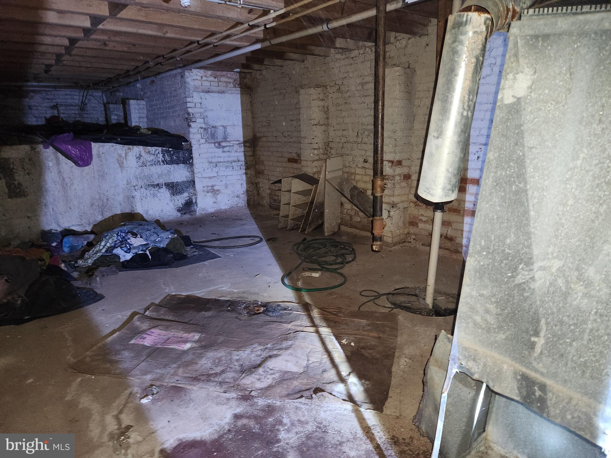 SANDTOWN-WINCHESTER - Residential