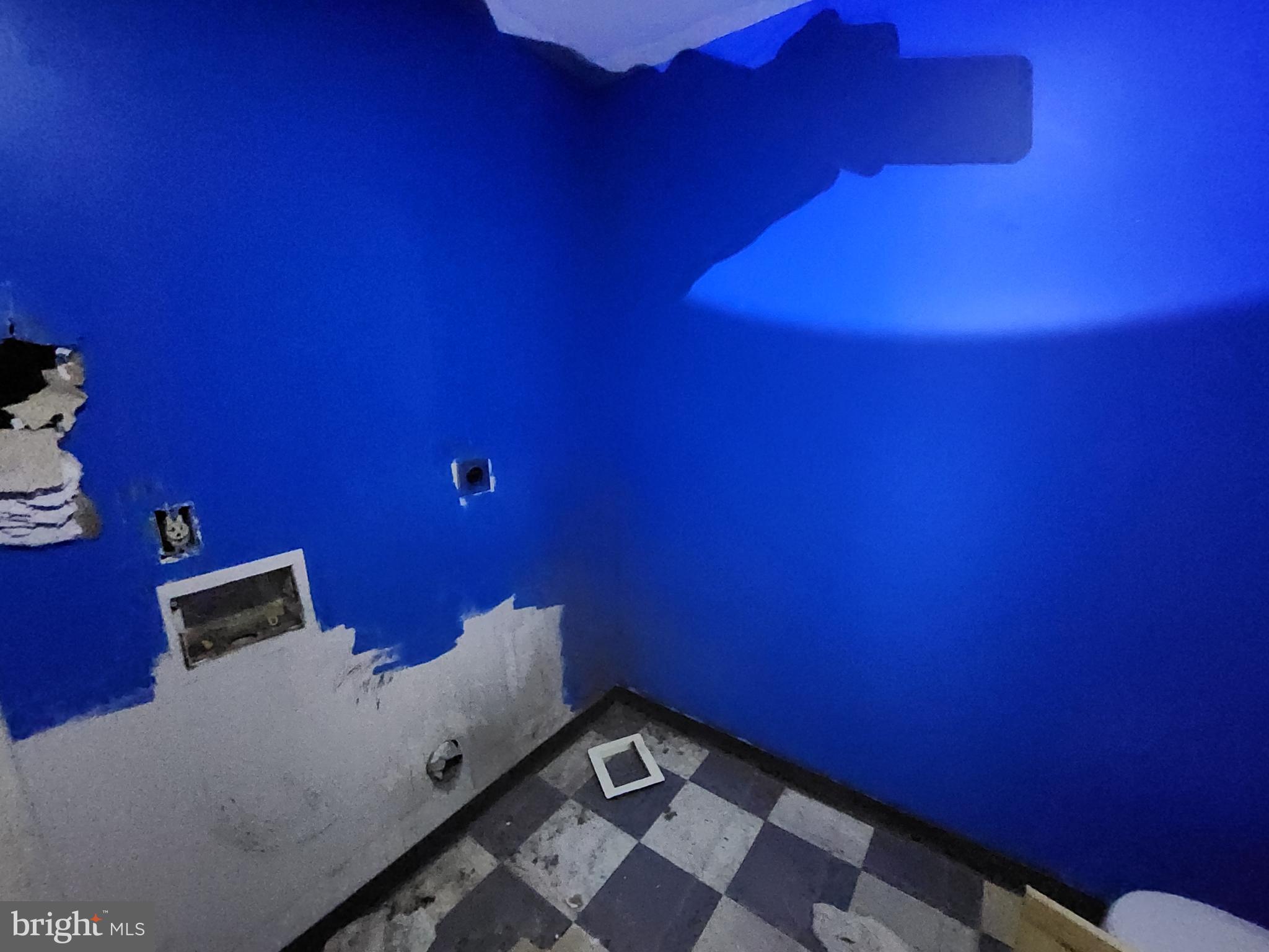 SANDTOWN-WINCHESTER - Residential