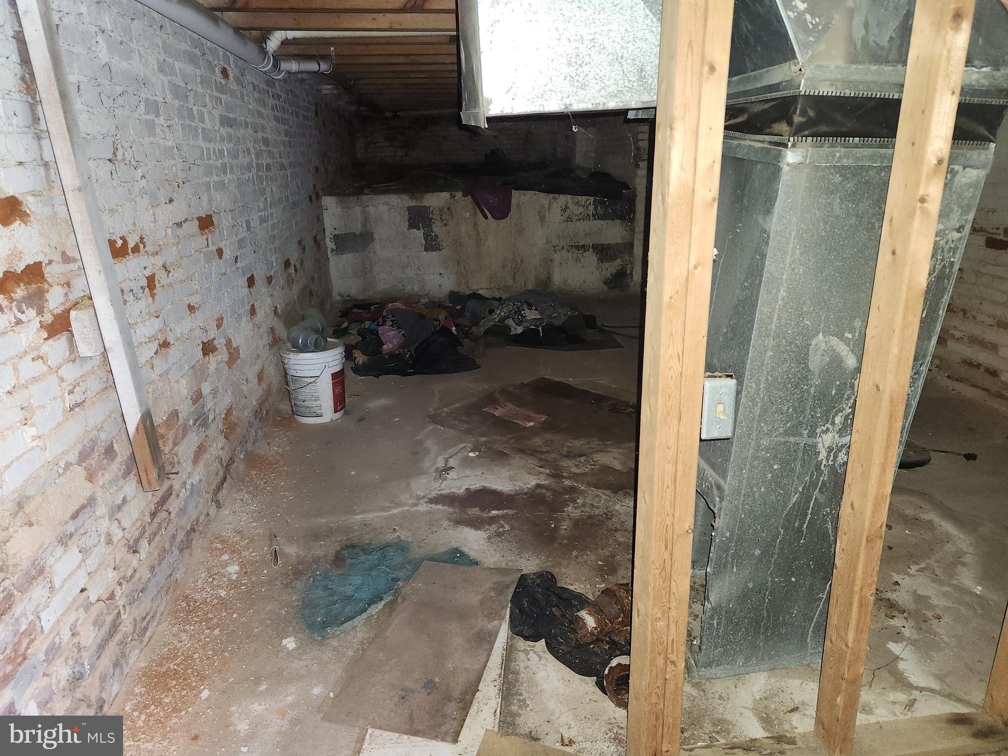 SANDTOWN-WINCHESTER - Residential