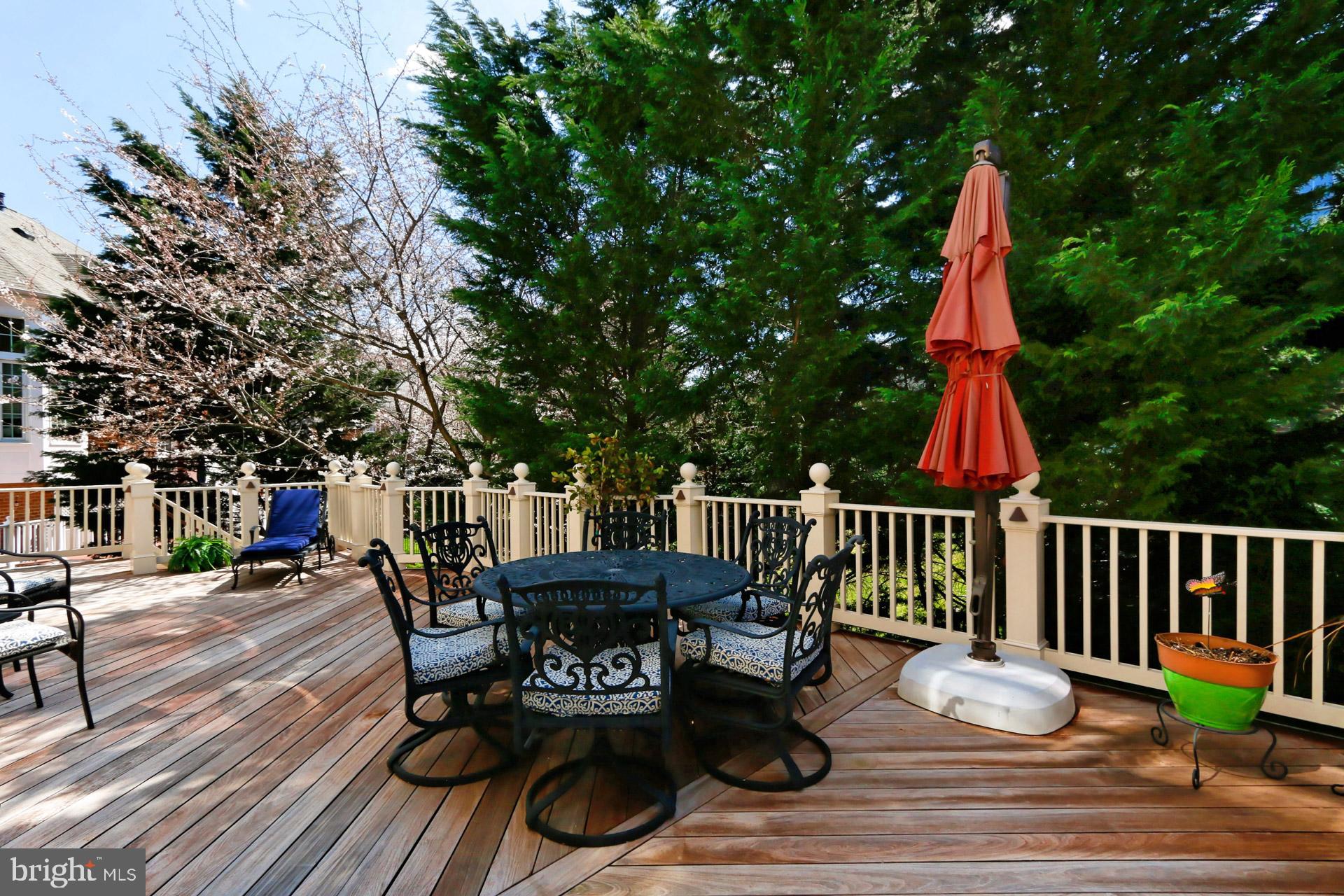 PICKETT'S RESERVE - Residential