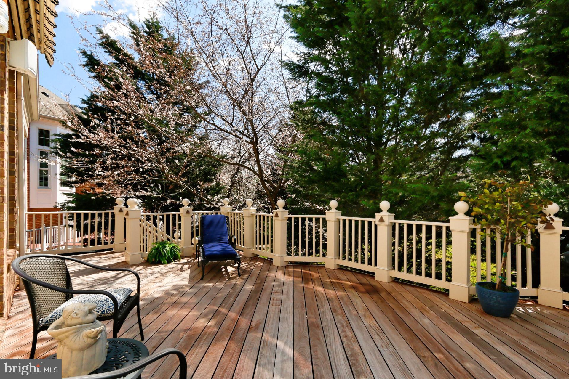 PICKETT'S RESERVE - Residential