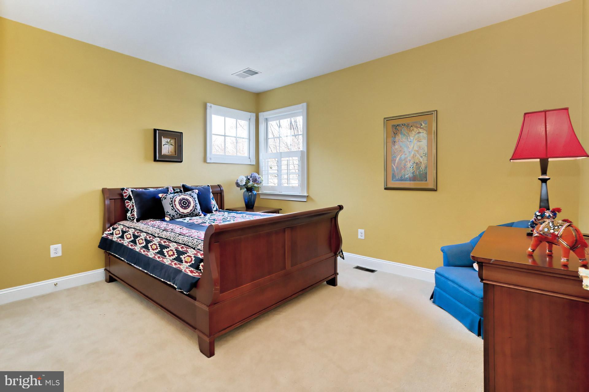 PICKETT'S RESERVE - Residential