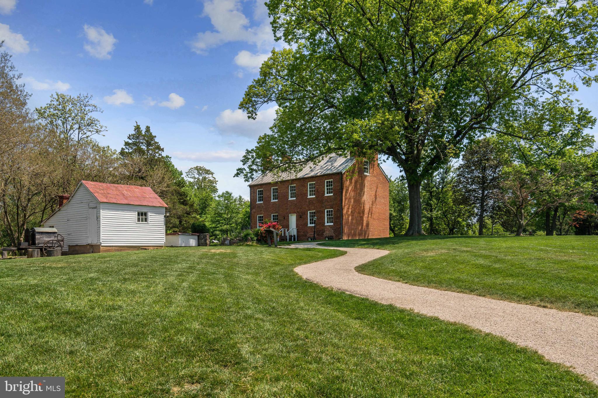 PICKETT'S RESERVE - Residential