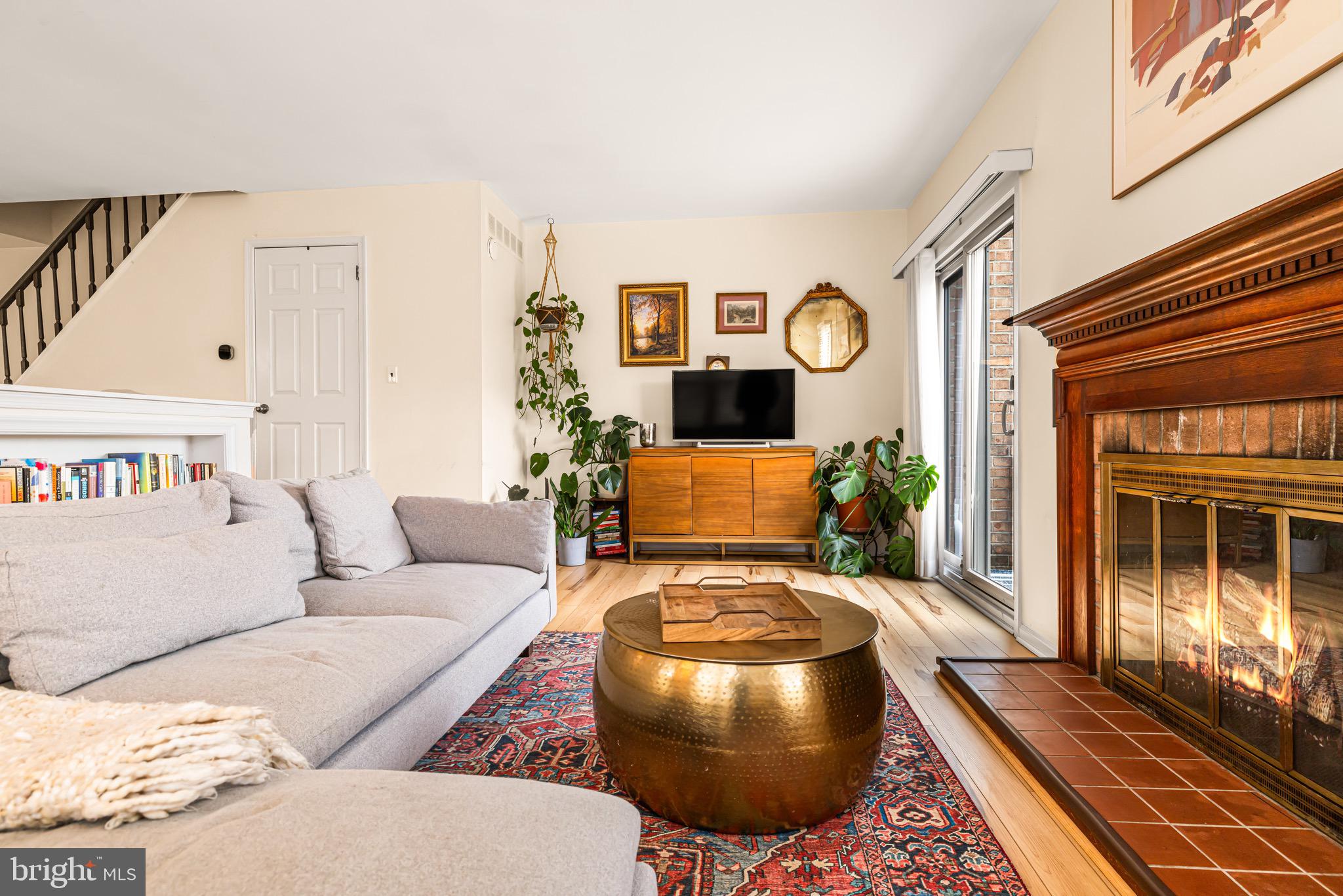 VILLAGE OF ROSE TR - Residential