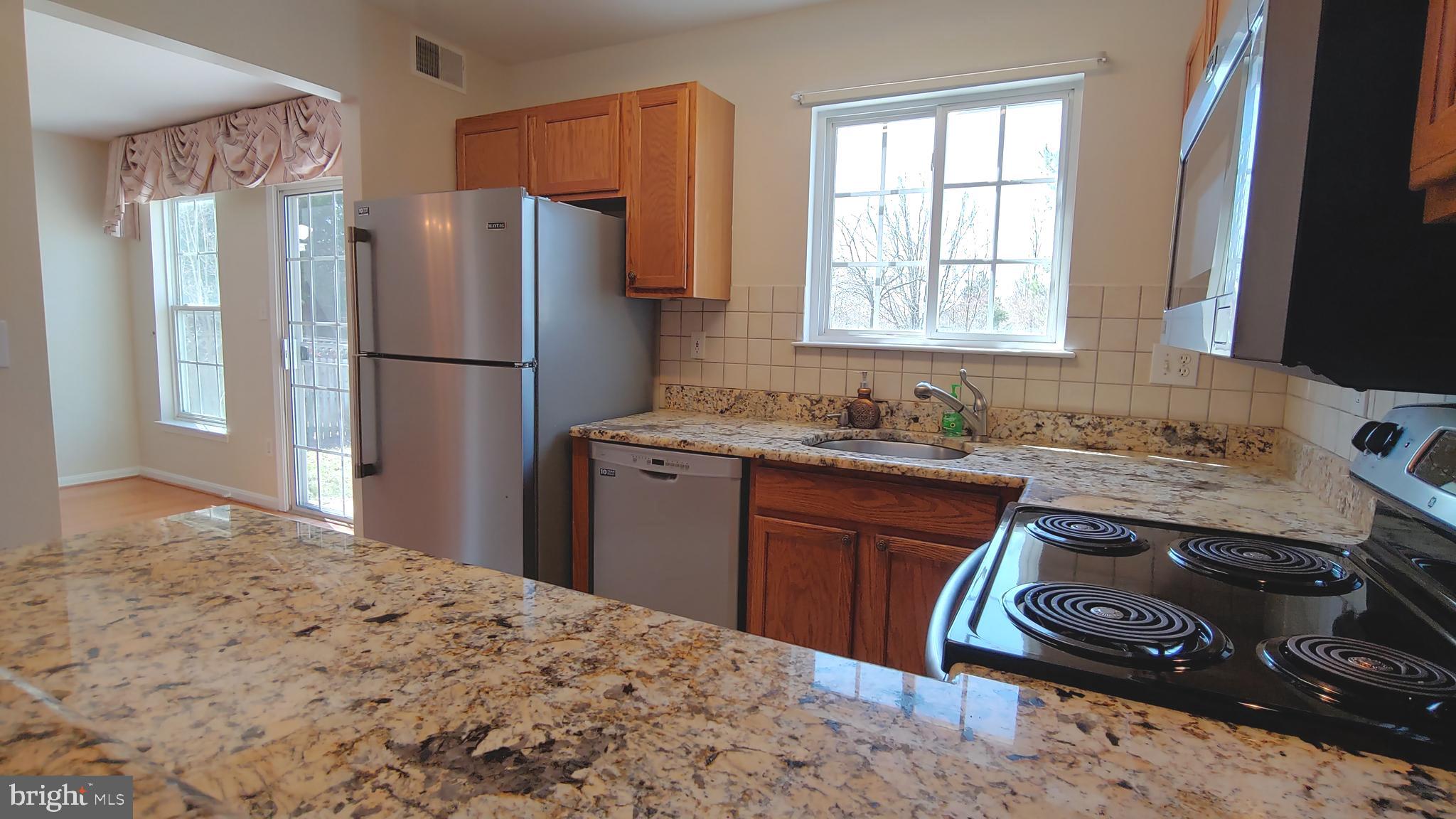 MILESTONE - Residential Lease