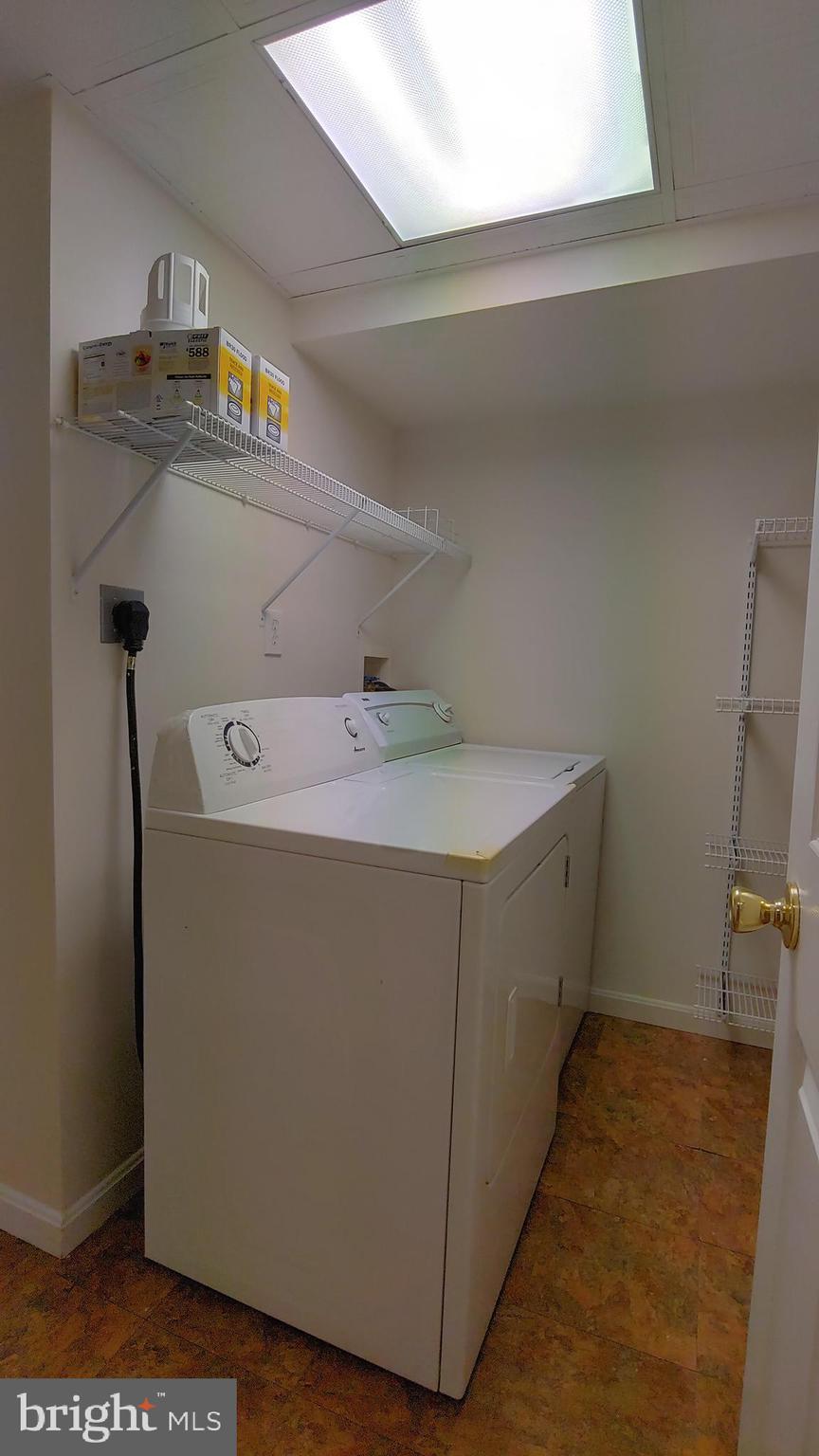 MILESTONE - Residential Lease