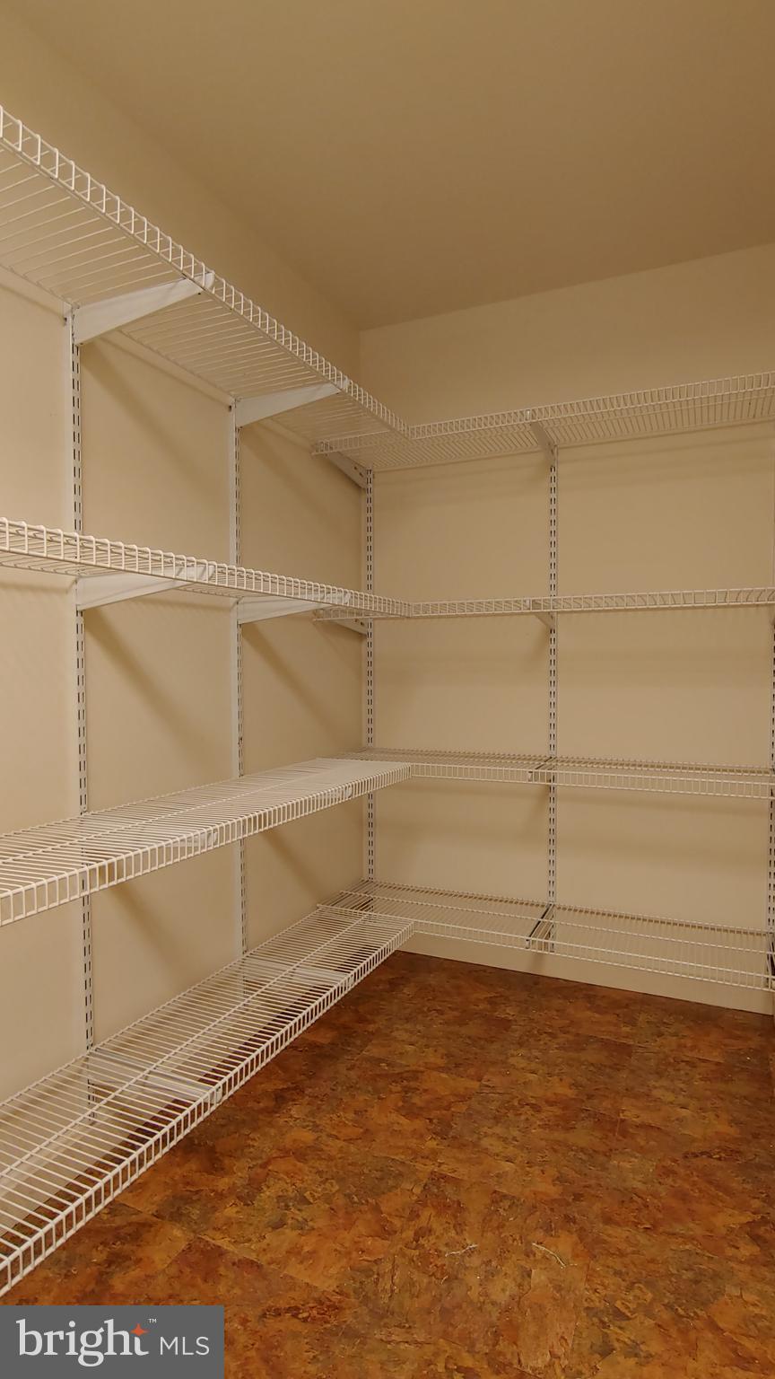 MILESTONE - Residential Lease