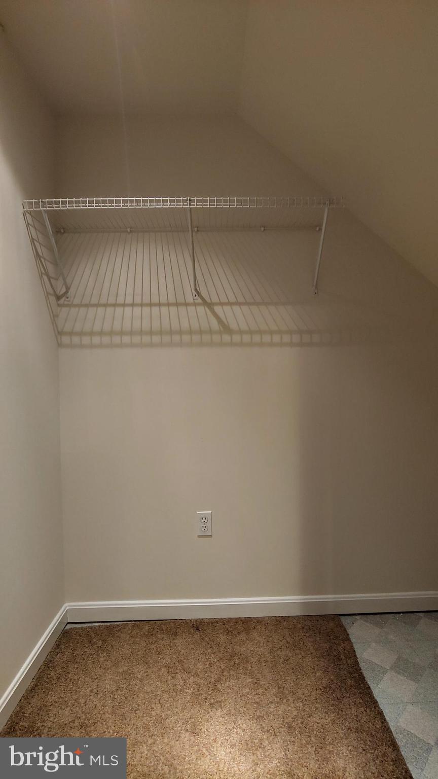 MILESTONE - Residential Lease