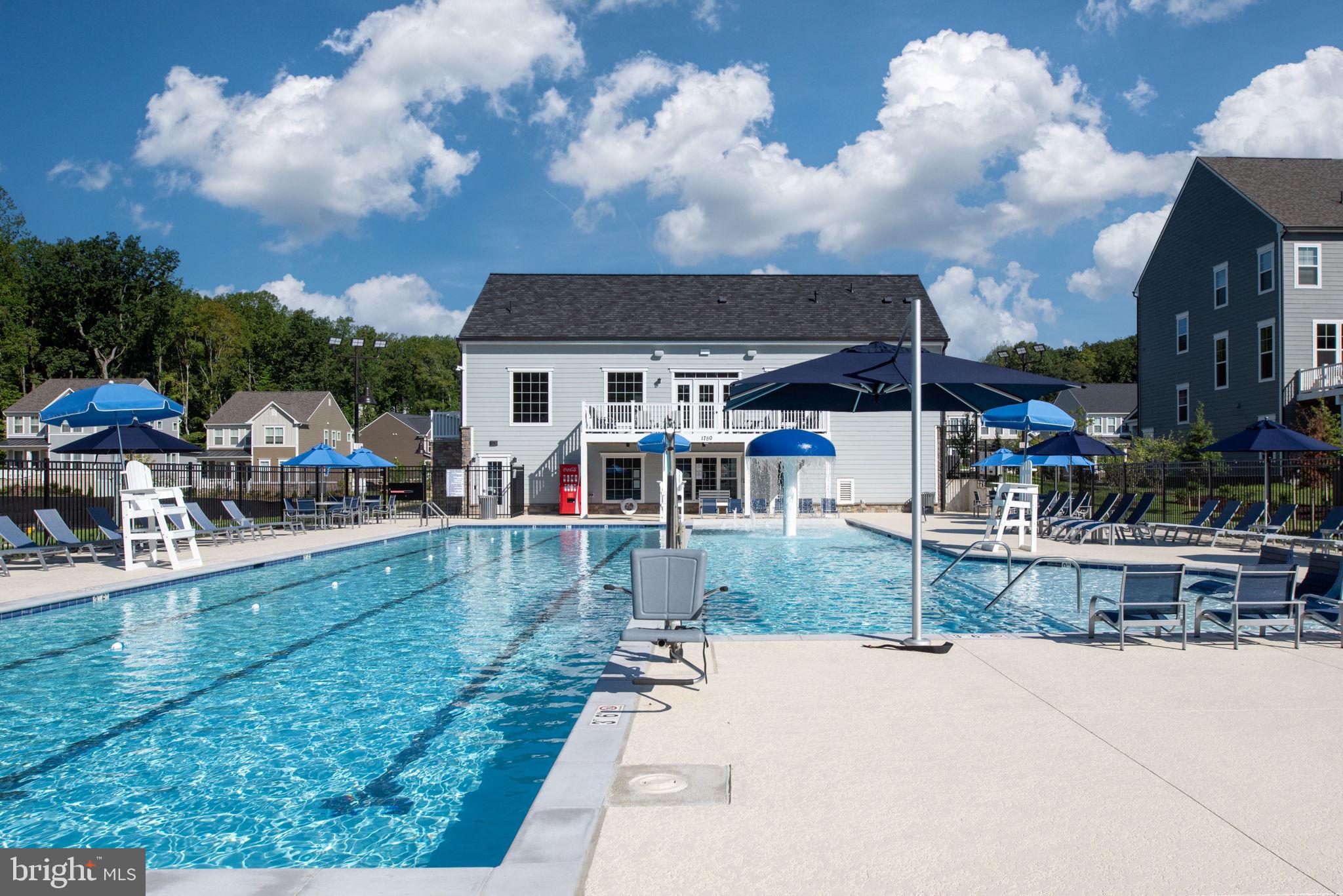 POTOMAC SHORES - Residential