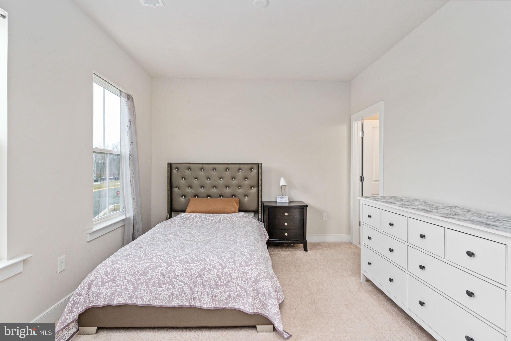 POTOMAC SHORES - Residential