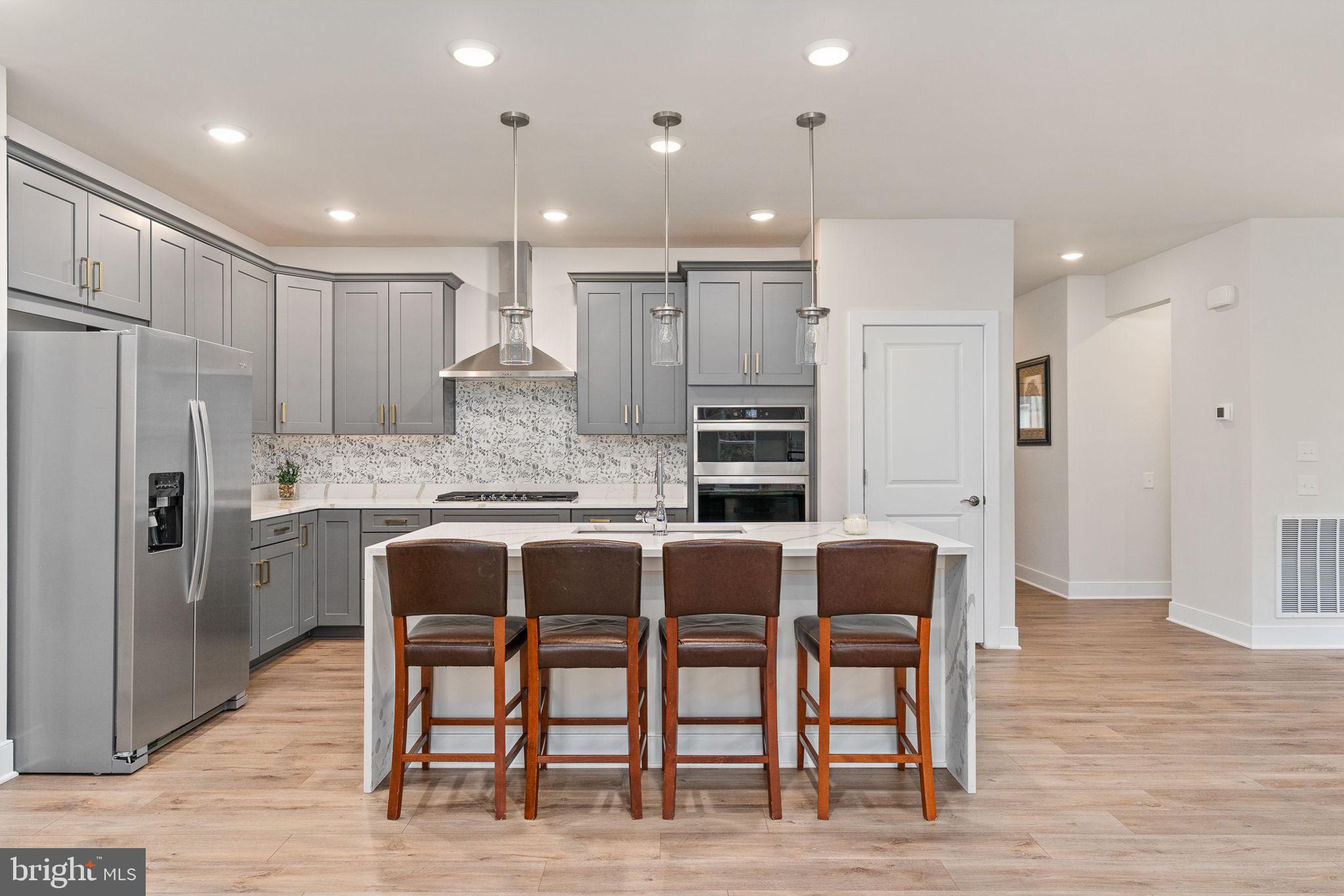 POTOMAC SHORES - Residential