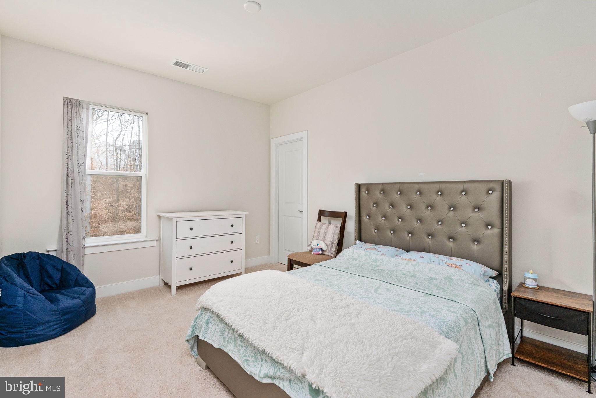 POTOMAC SHORES - Residential