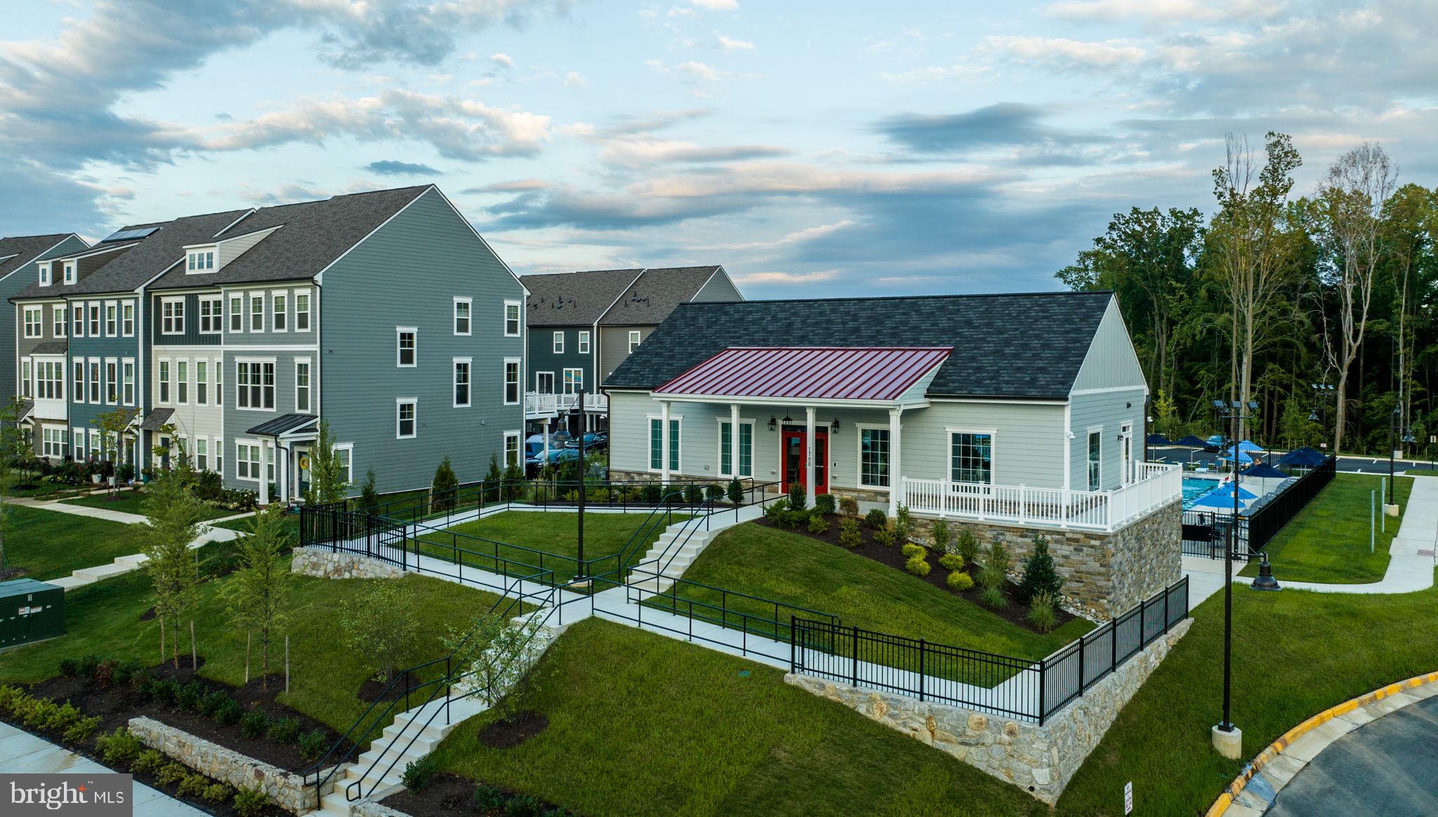 POTOMAC SHORES - Residential