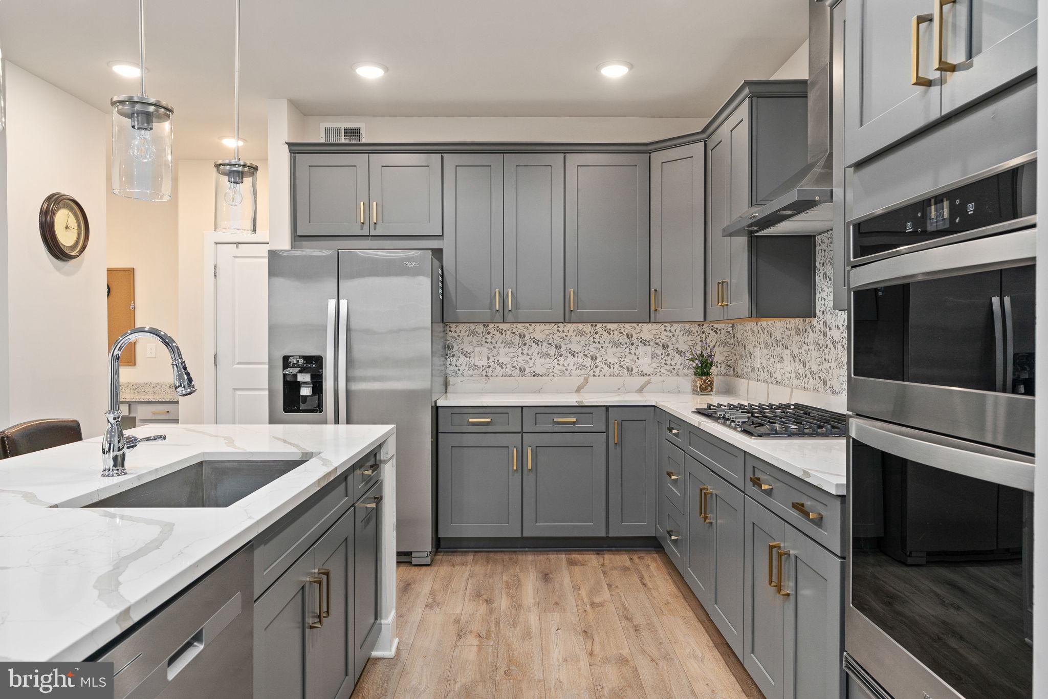 POTOMAC SHORES - Residential