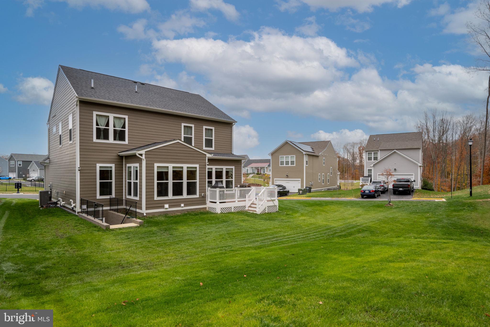 POTOMAC SHORES - Residential