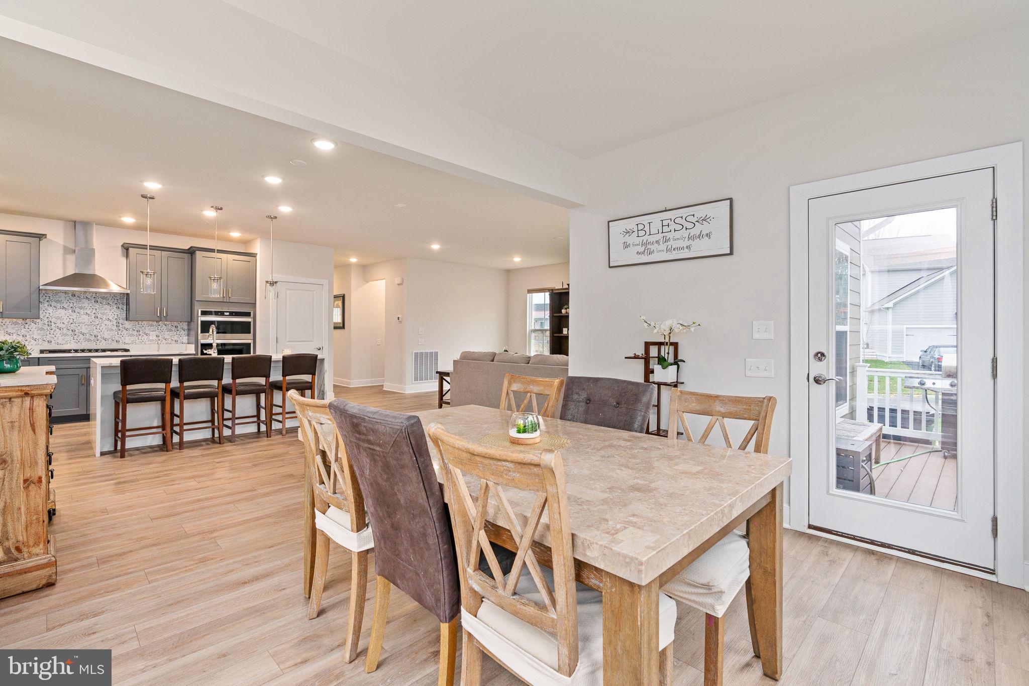 POTOMAC SHORES - Residential