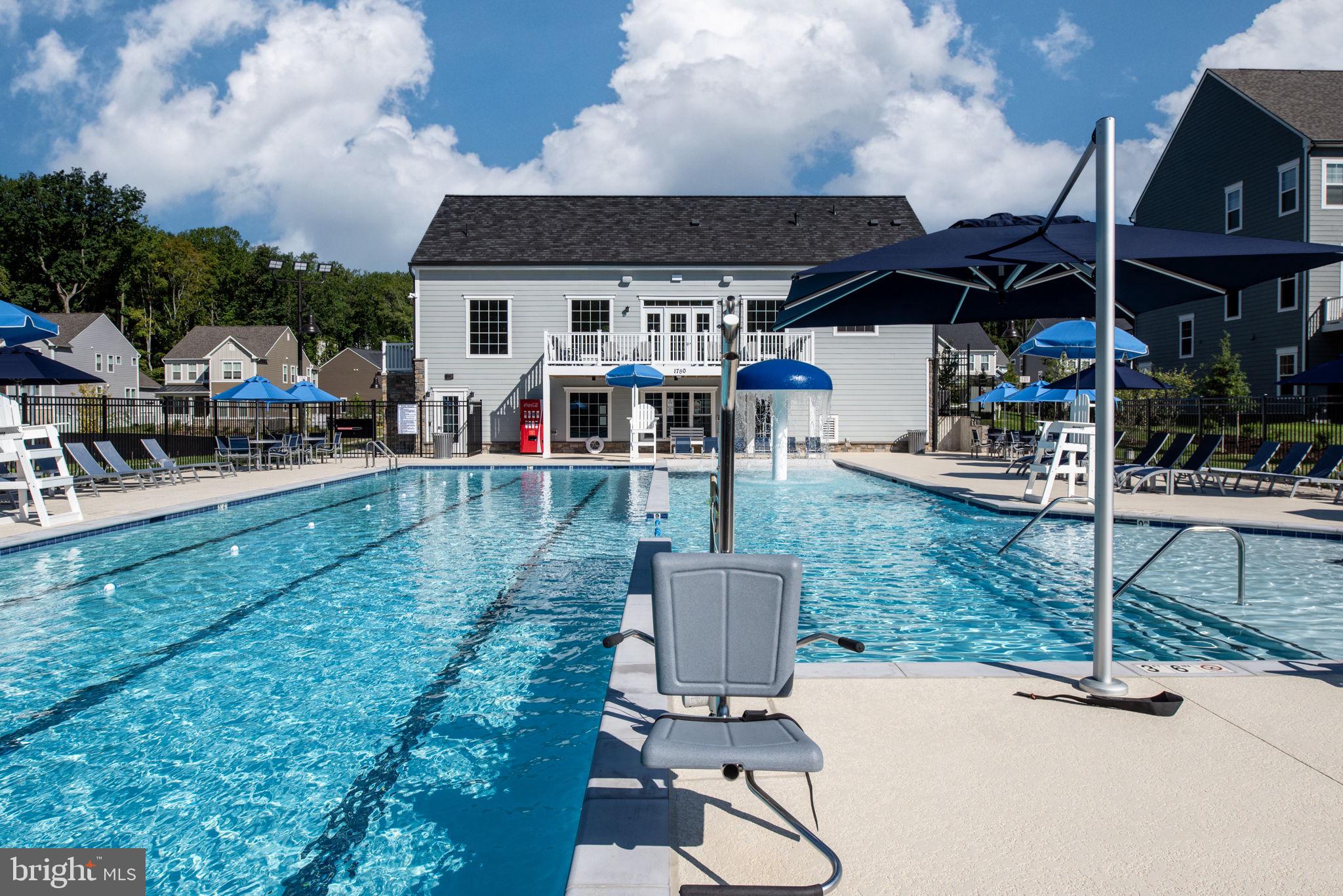 POTOMAC SHORES - Residential