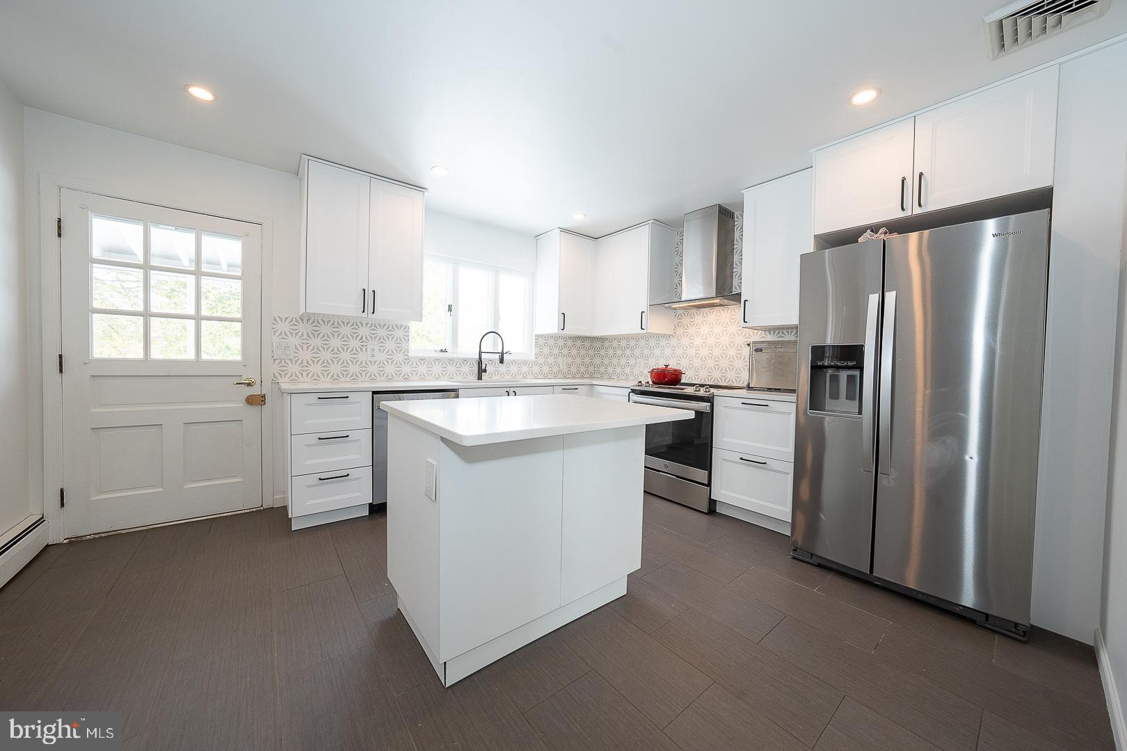 BUTTONWOOD FARMS - Residential