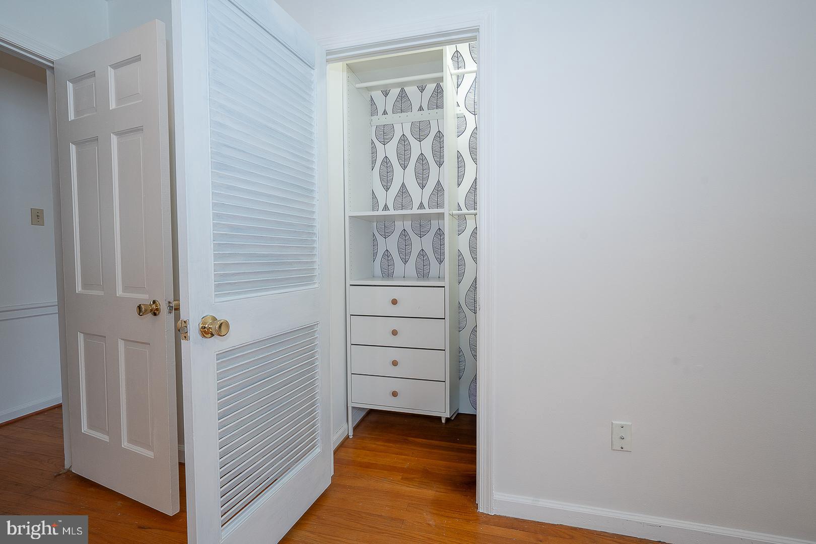 BUTTONWOOD FARMS - Residential