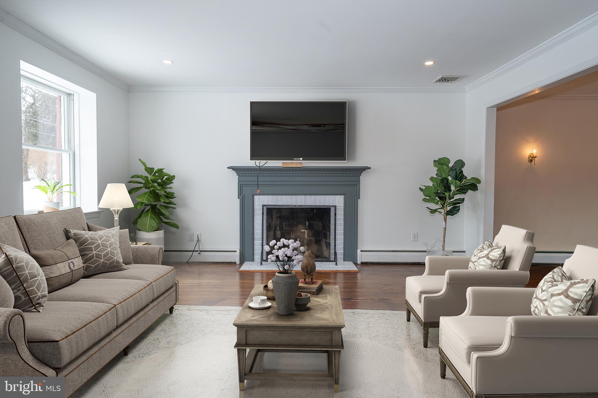 BUTTONWOOD FARMS - Residential