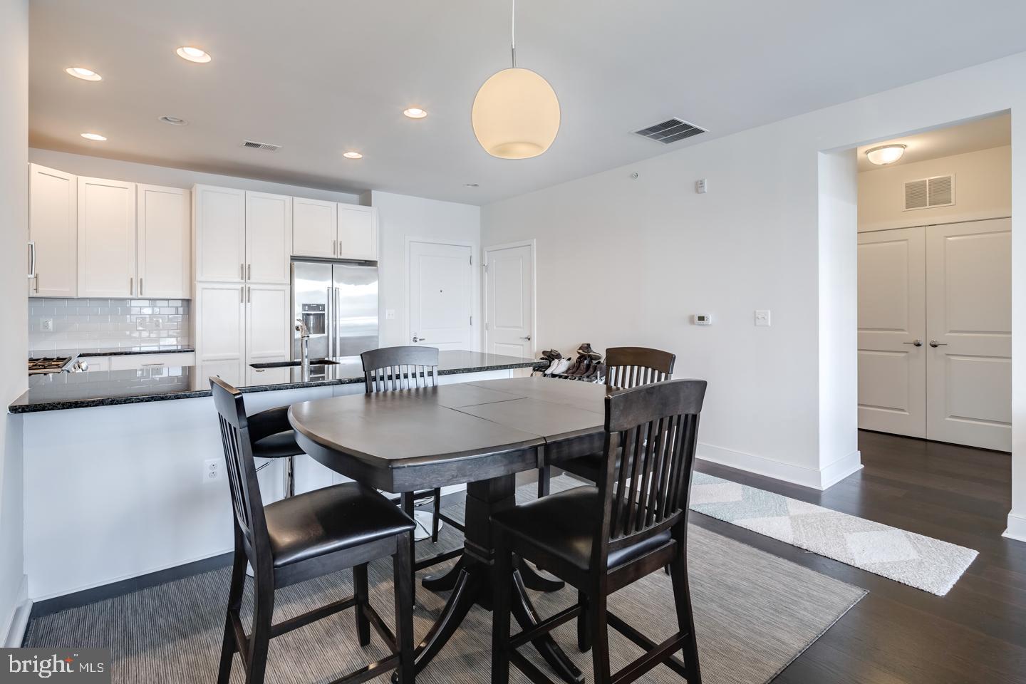 GRADUATE HOSPITAL - Residential Lease