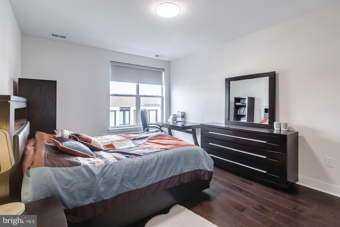 GRADUATE HOSPITAL - Residential Lease