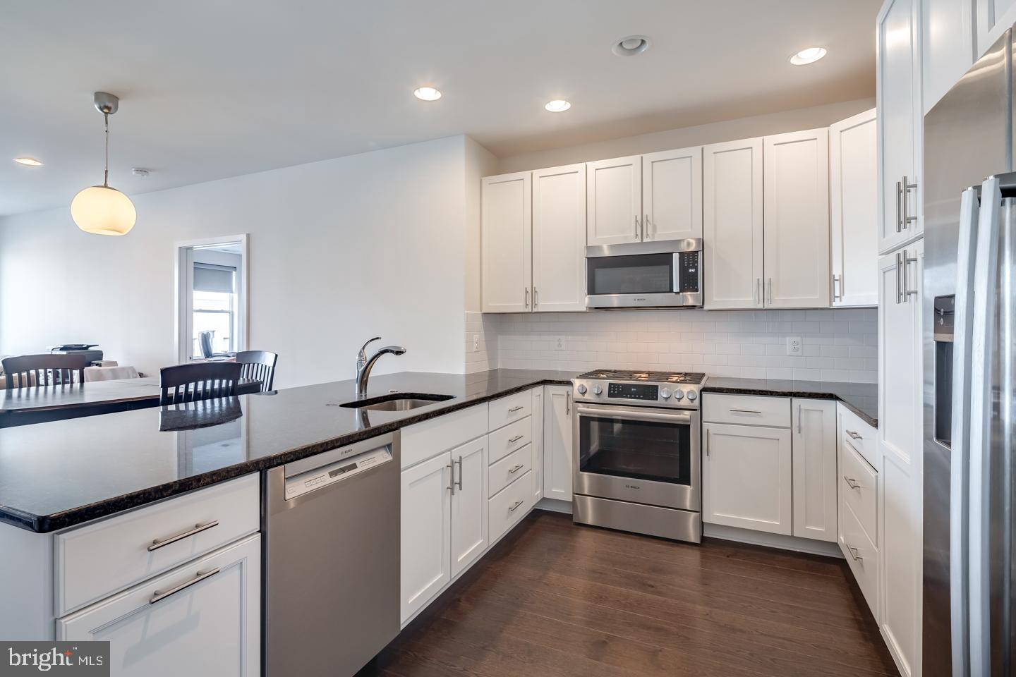 GRADUATE HOSPITAL - Residential Lease