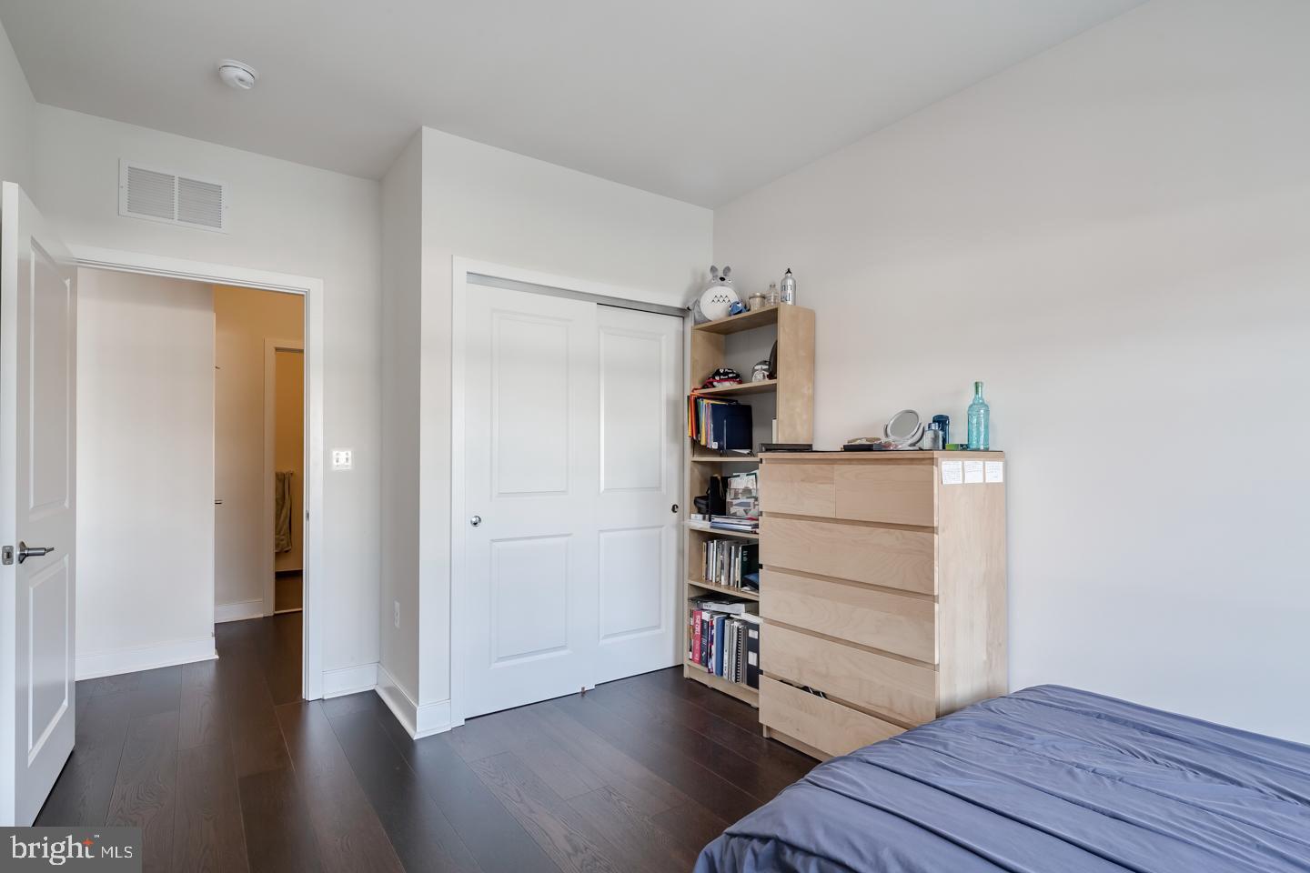 GRADUATE HOSPITAL - Residential Lease