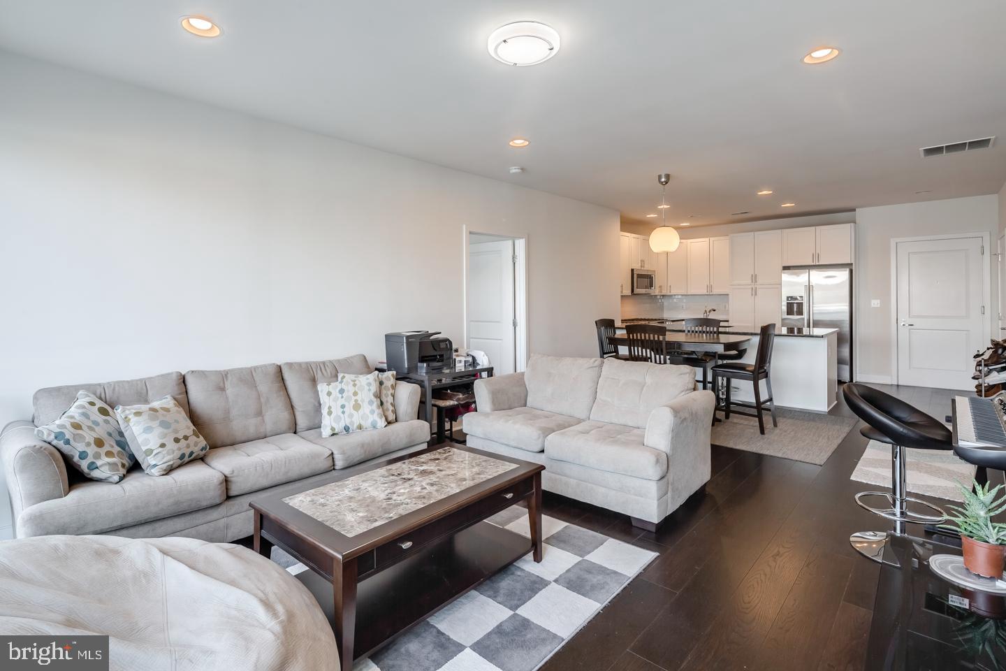 GRADUATE HOSPITAL - Residential Lease