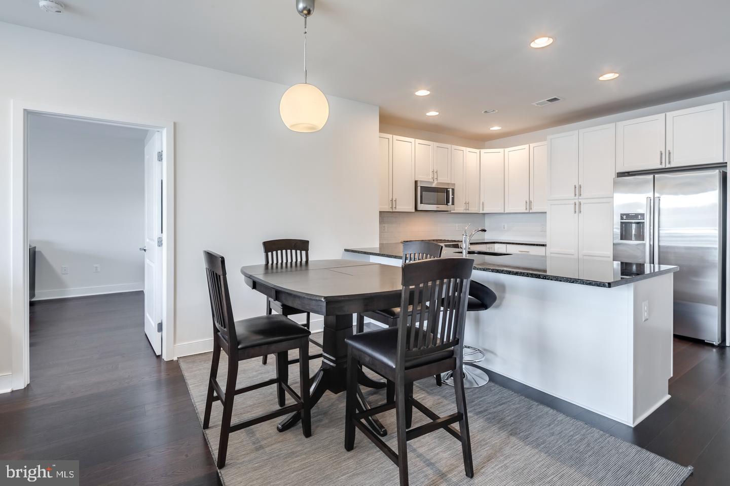 GRADUATE HOSPITAL - Residential Lease