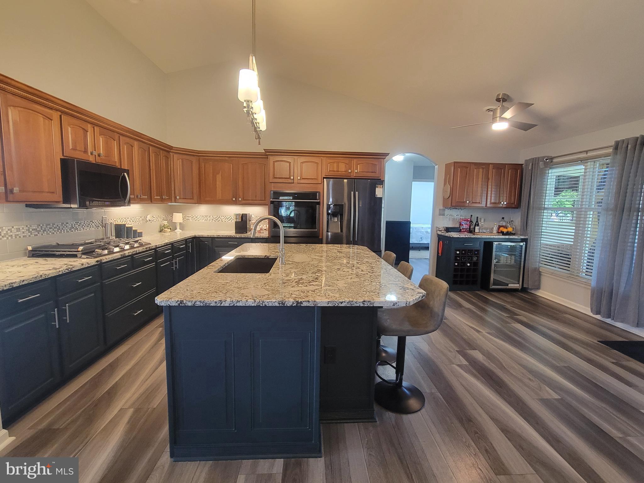 SOUTH POINTE - Residential