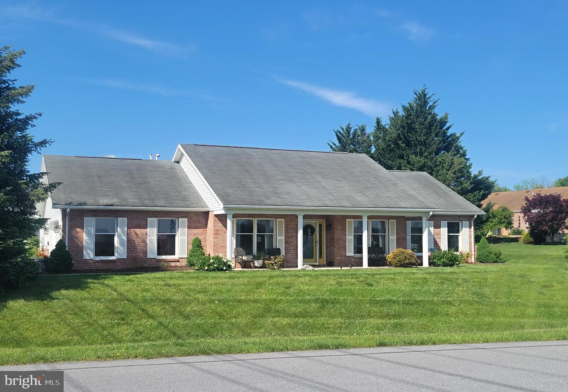 SOUTH POINTE - Residential