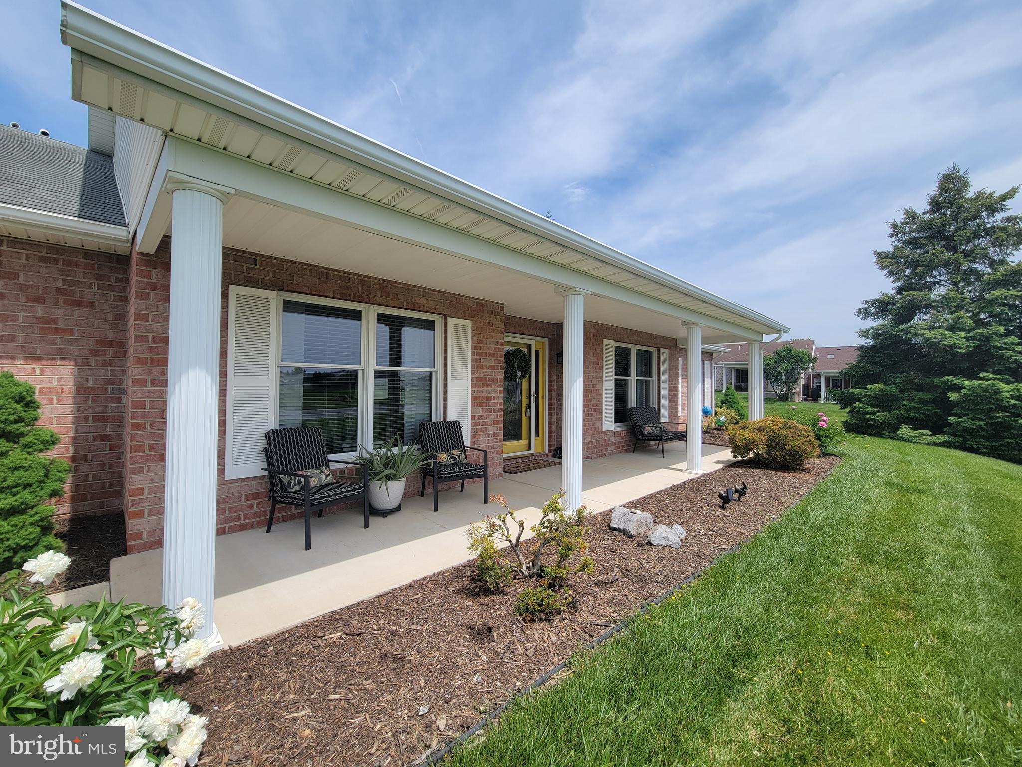 SOUTH POINTE - Residential