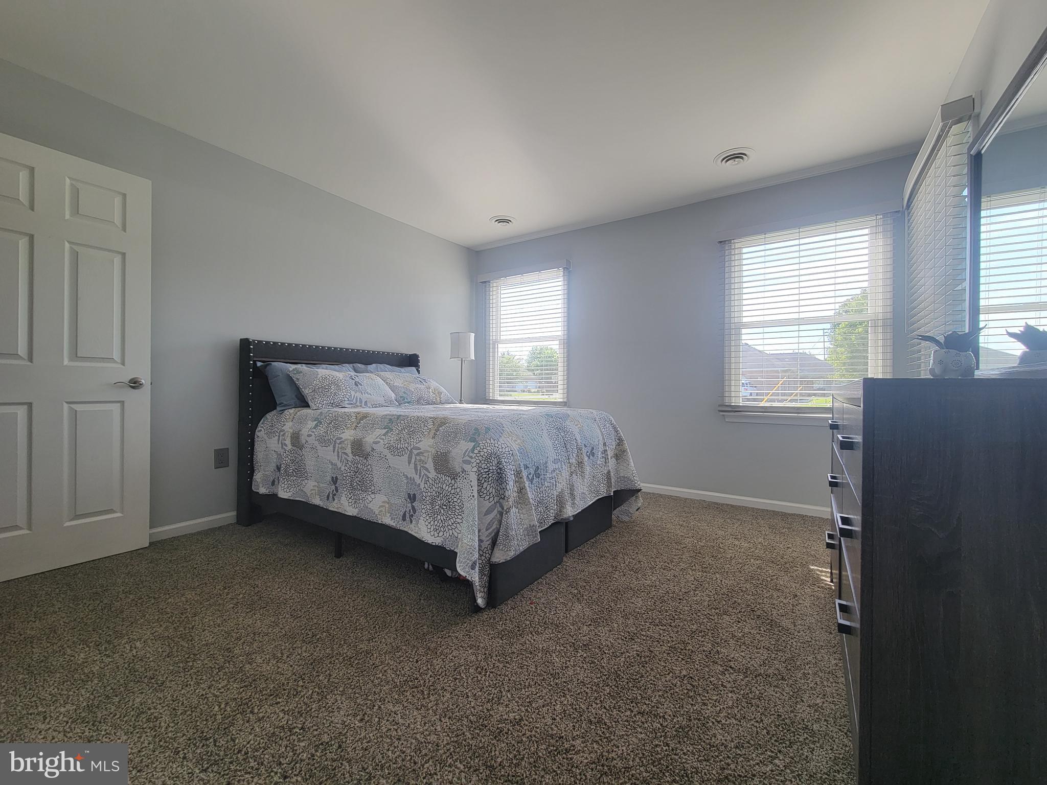 SOUTH POINTE - Residential