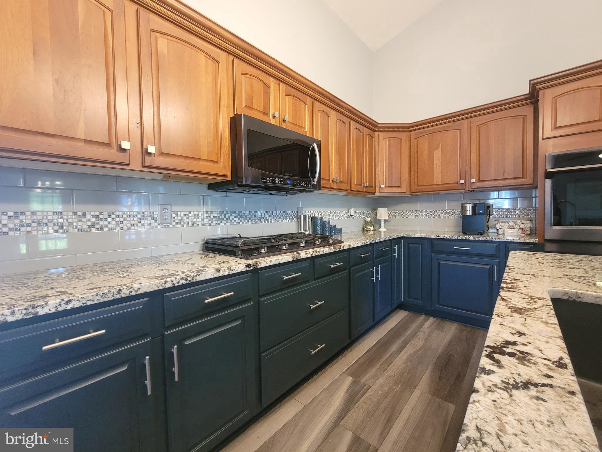 SOUTH POINTE - Residential