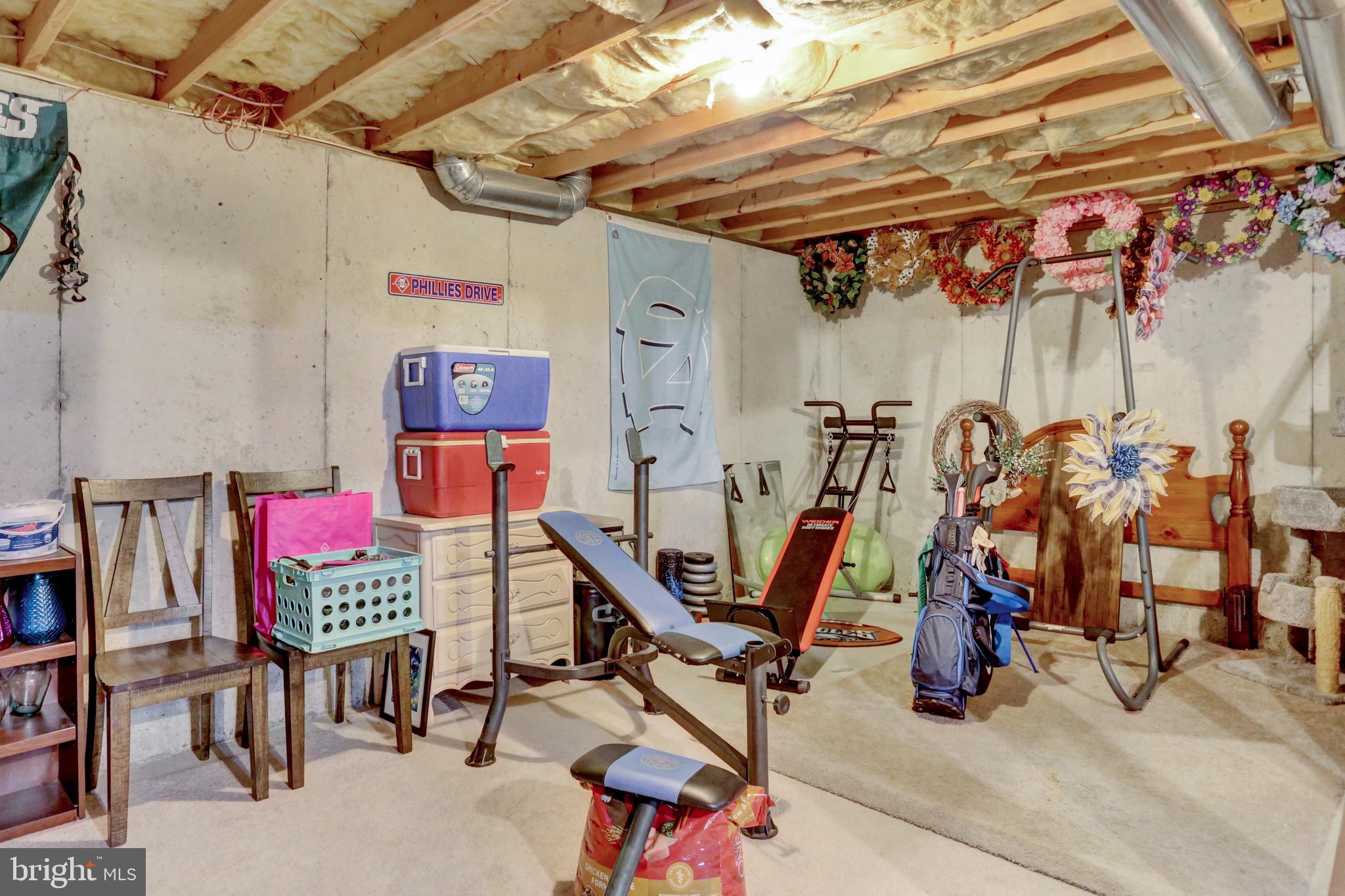 BEVERLY HEIGHTS - Residential