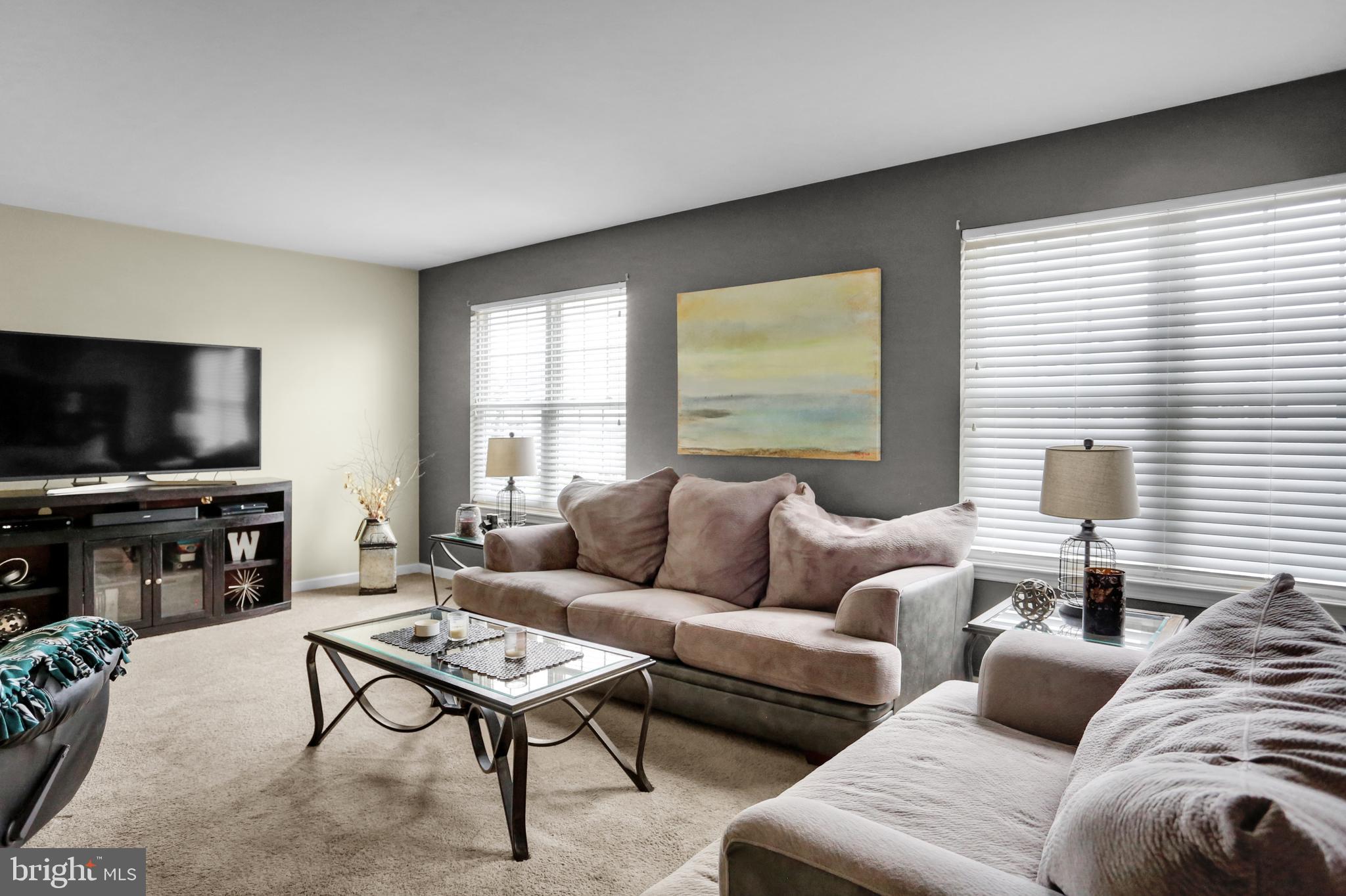 BEVERLY HEIGHTS - Residential