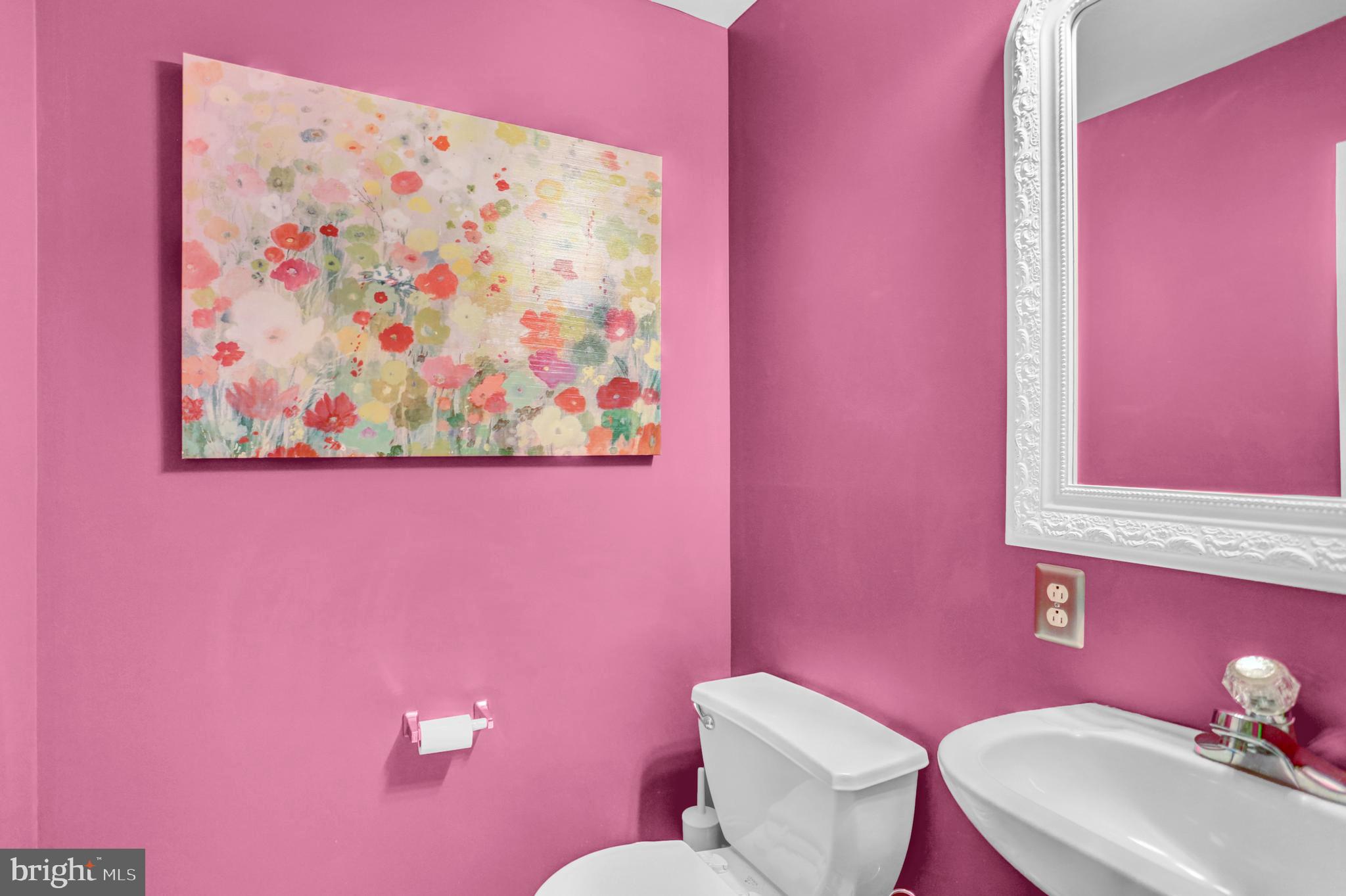 BEVERLY HEIGHTS - Residential