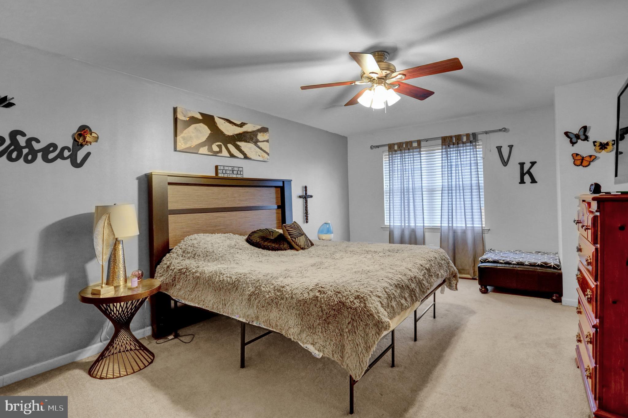 BEVERLY HEIGHTS - Residential